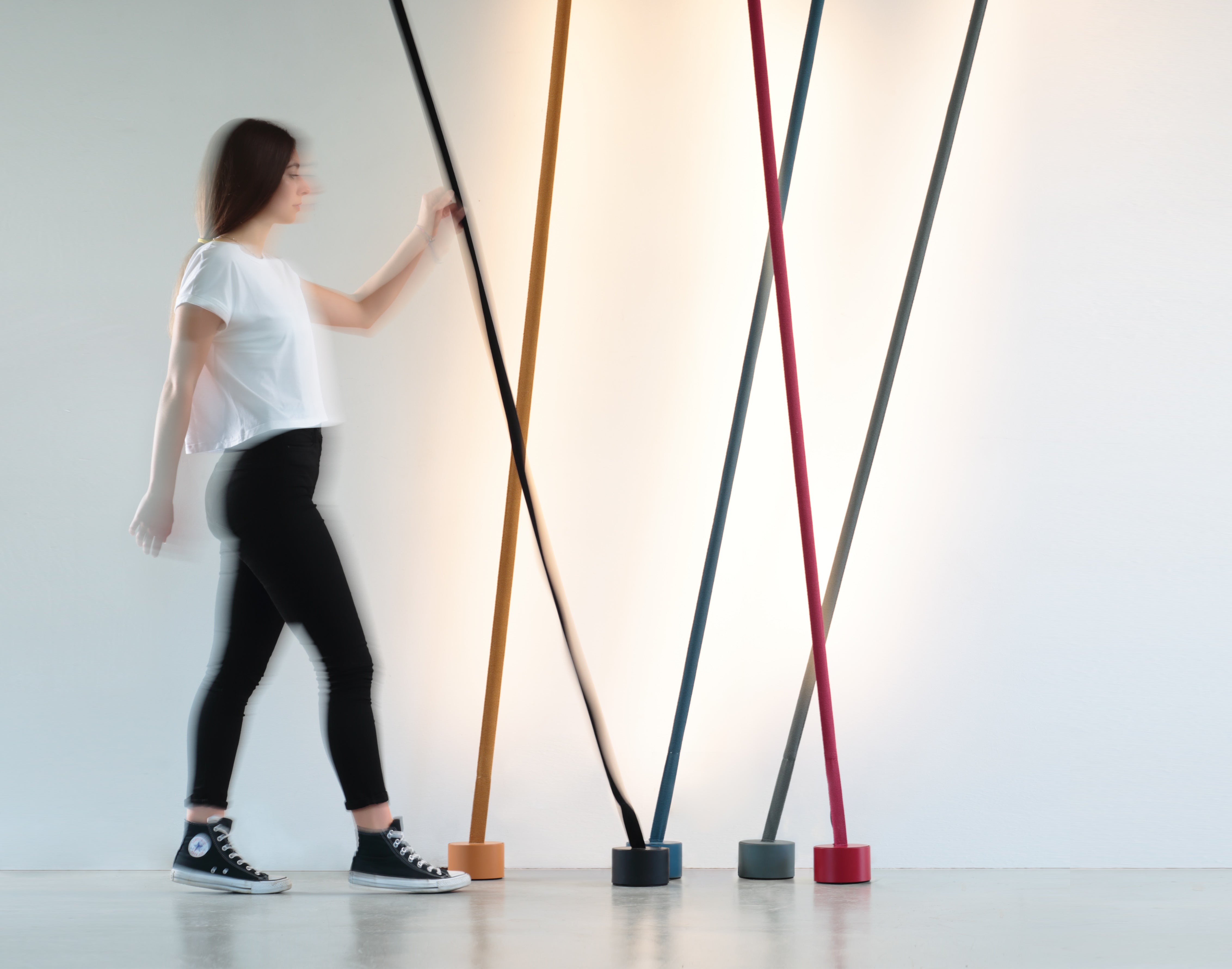 Vloerlamp ELASTICA grijs