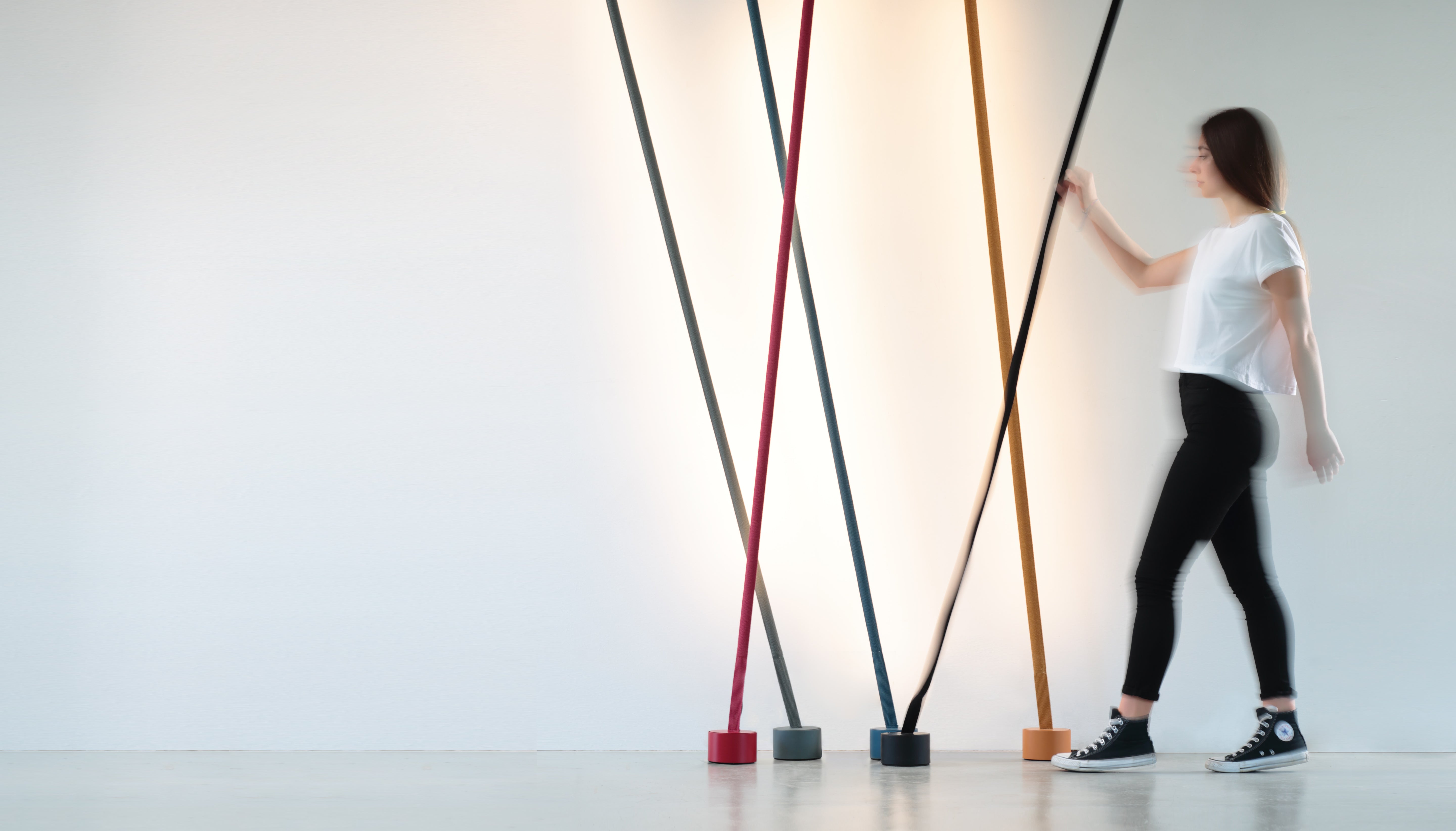 Vloerlamp ELASTICA grijs