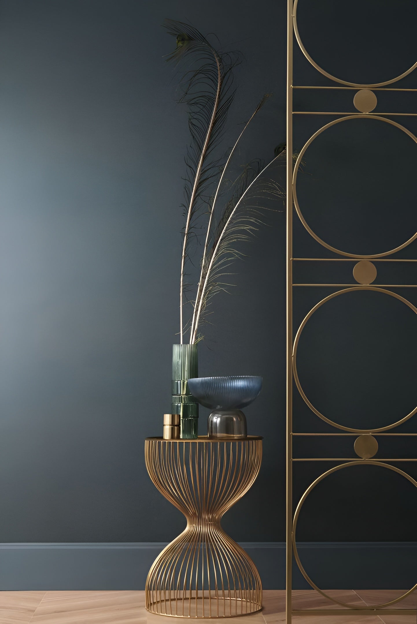 Matte, glatte Tapete mit perlmuttartigem Effekt OCTA - BLEU/DORE dunkelblau mit Gold