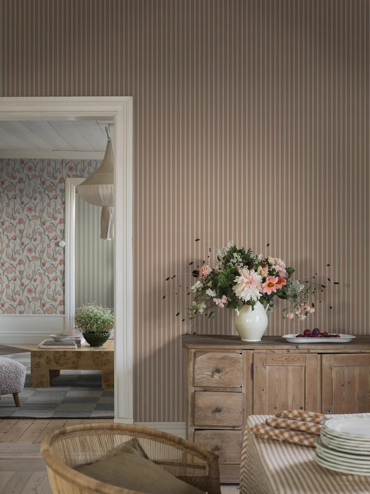 Striped Wallpaper PÄRLRAND warm brown with beige