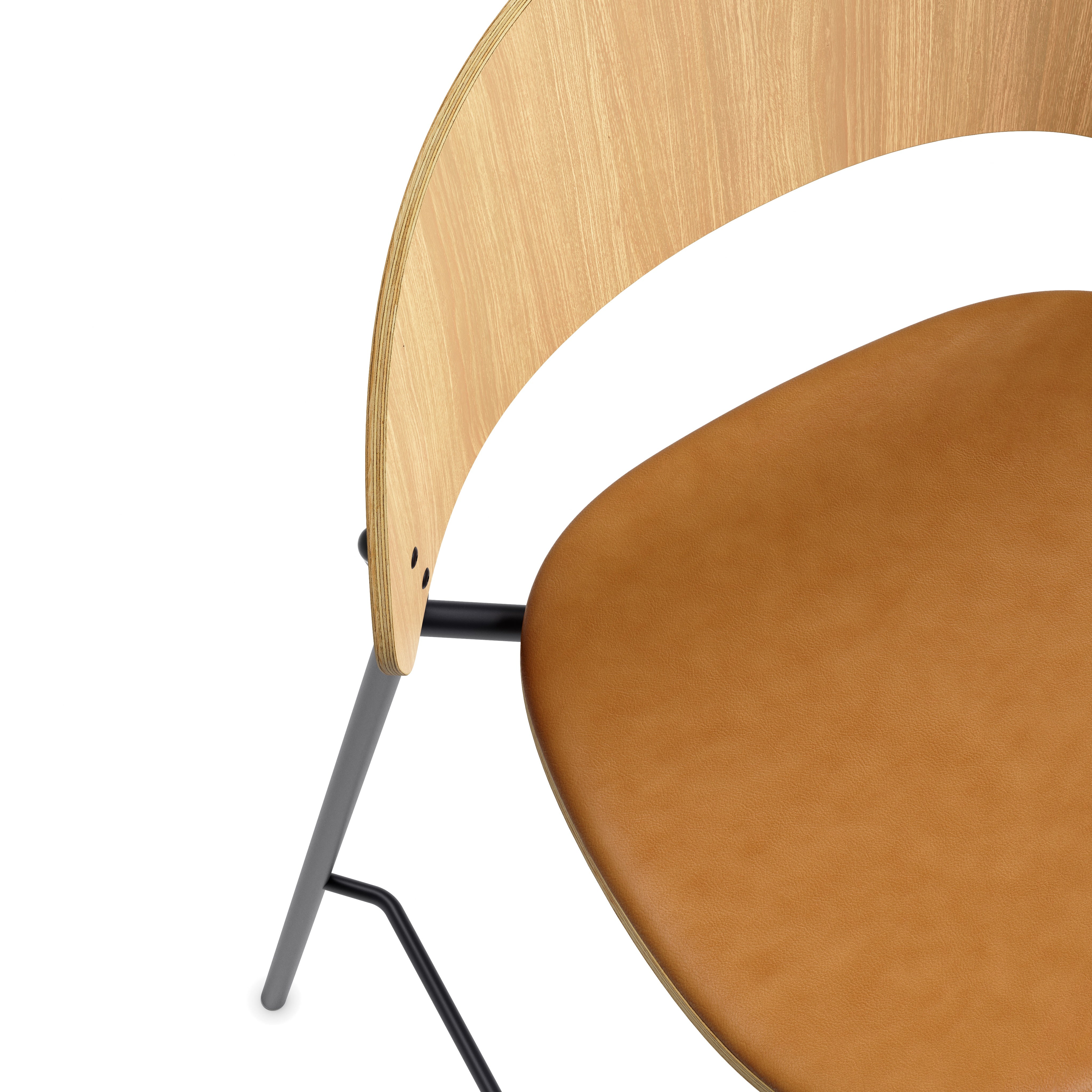 DOSINA stool with oak veneer and black base