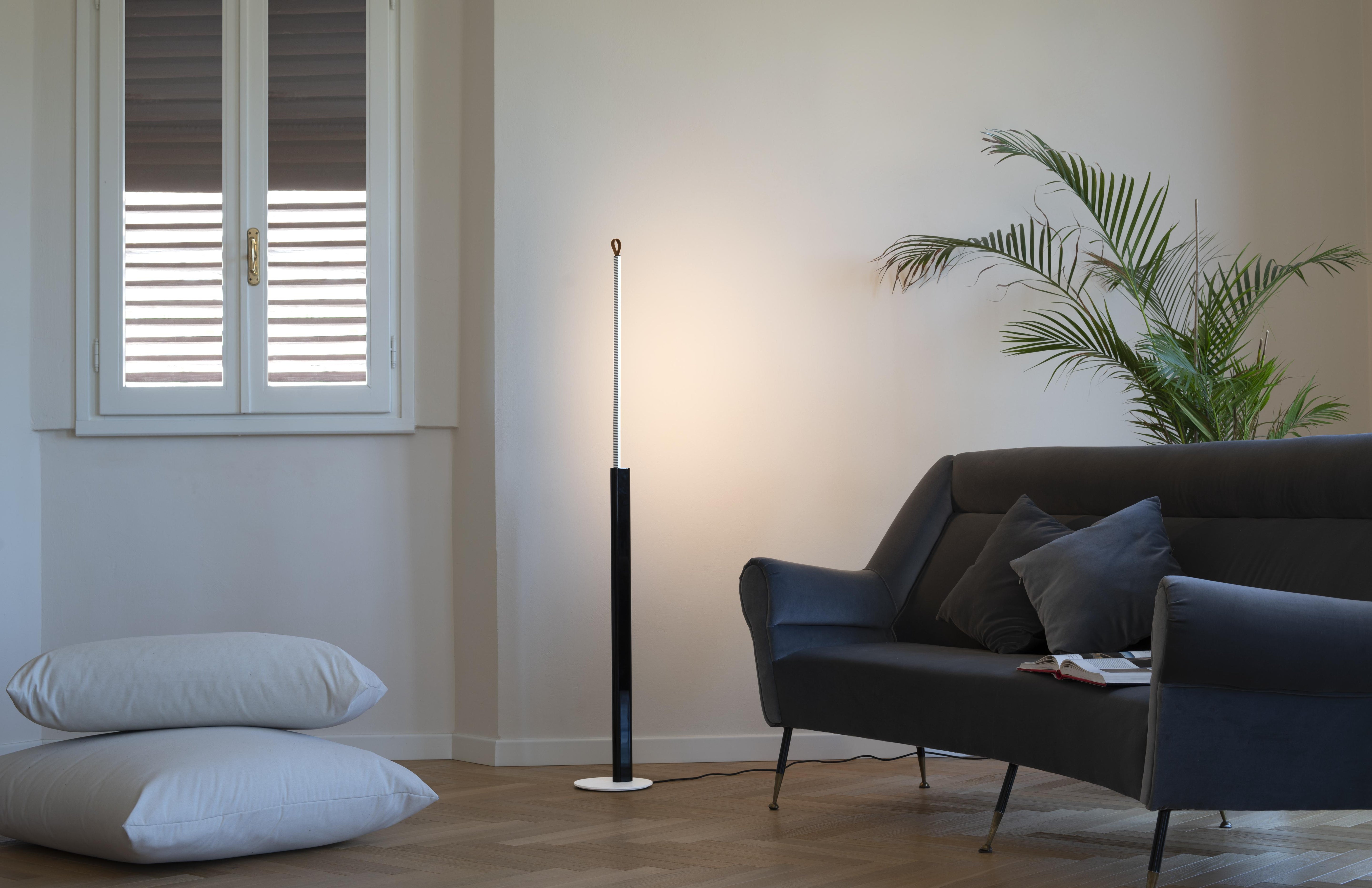 Vloerlamp METRICA glanzend wit