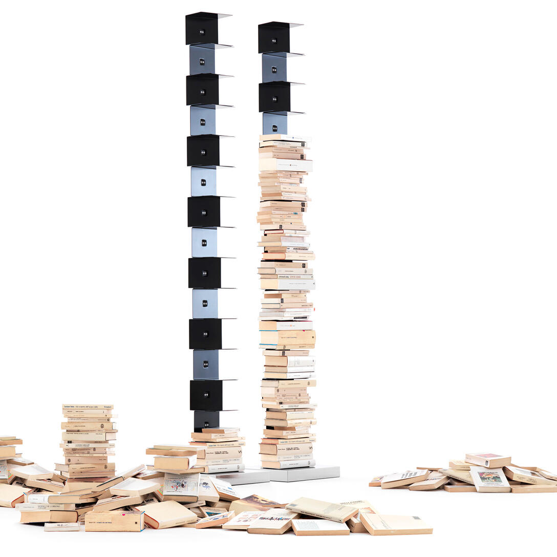 Zwarte PTOLOMEO ORIGINAL boekenrek met stalen basis