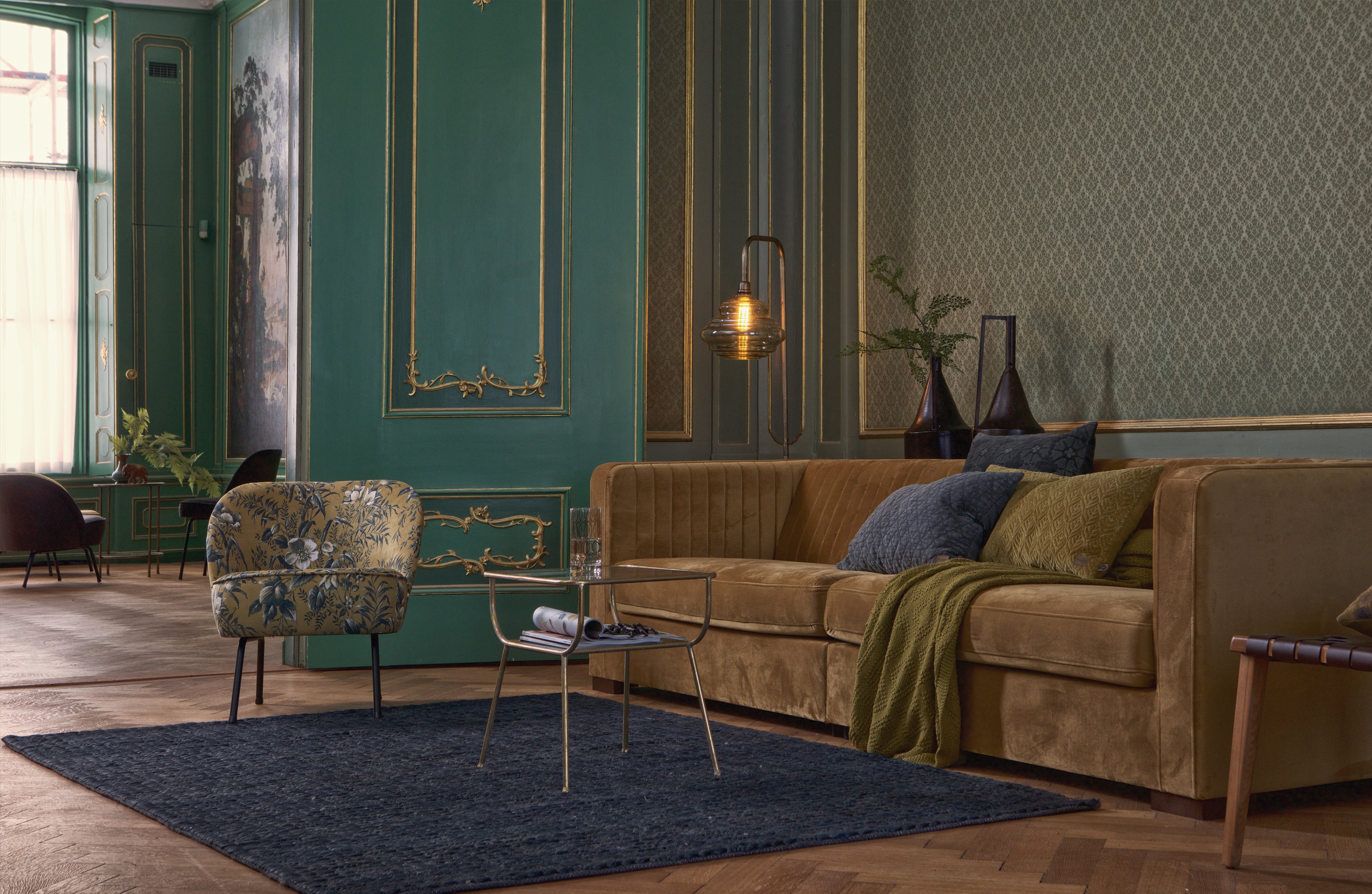 Erstaunlicher Beistelltisch Antike Messing mit Glas