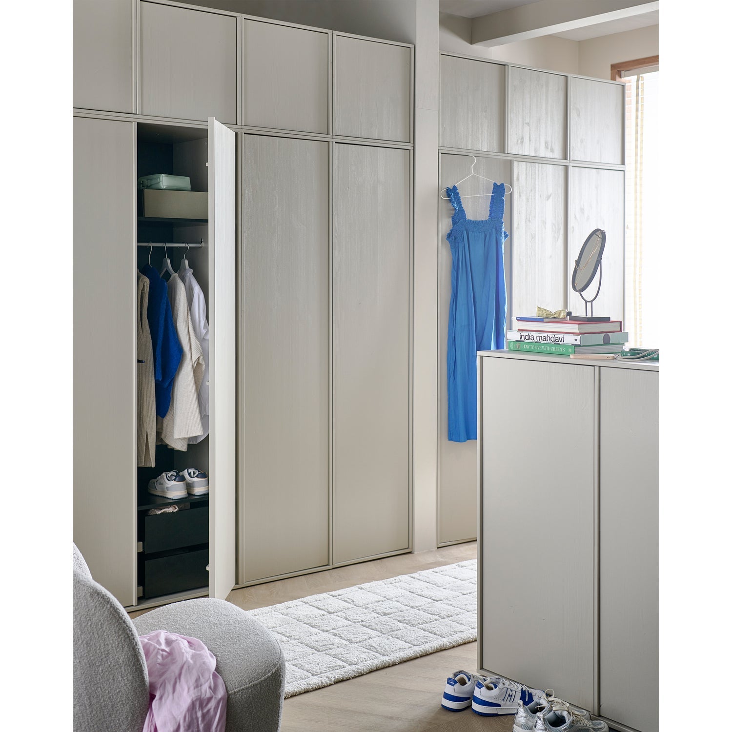 DAILY wardrobe gray-beige