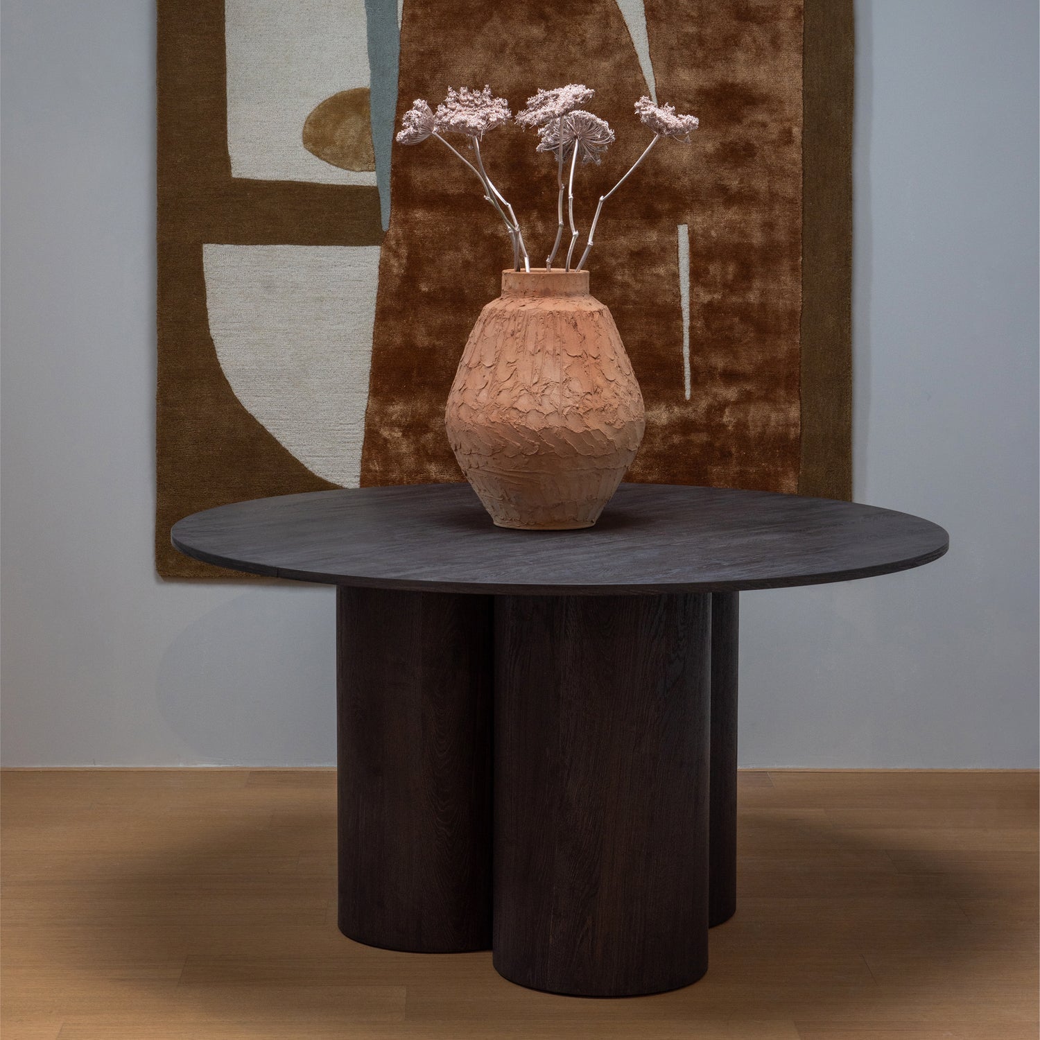 Oona Round Table Dark brown