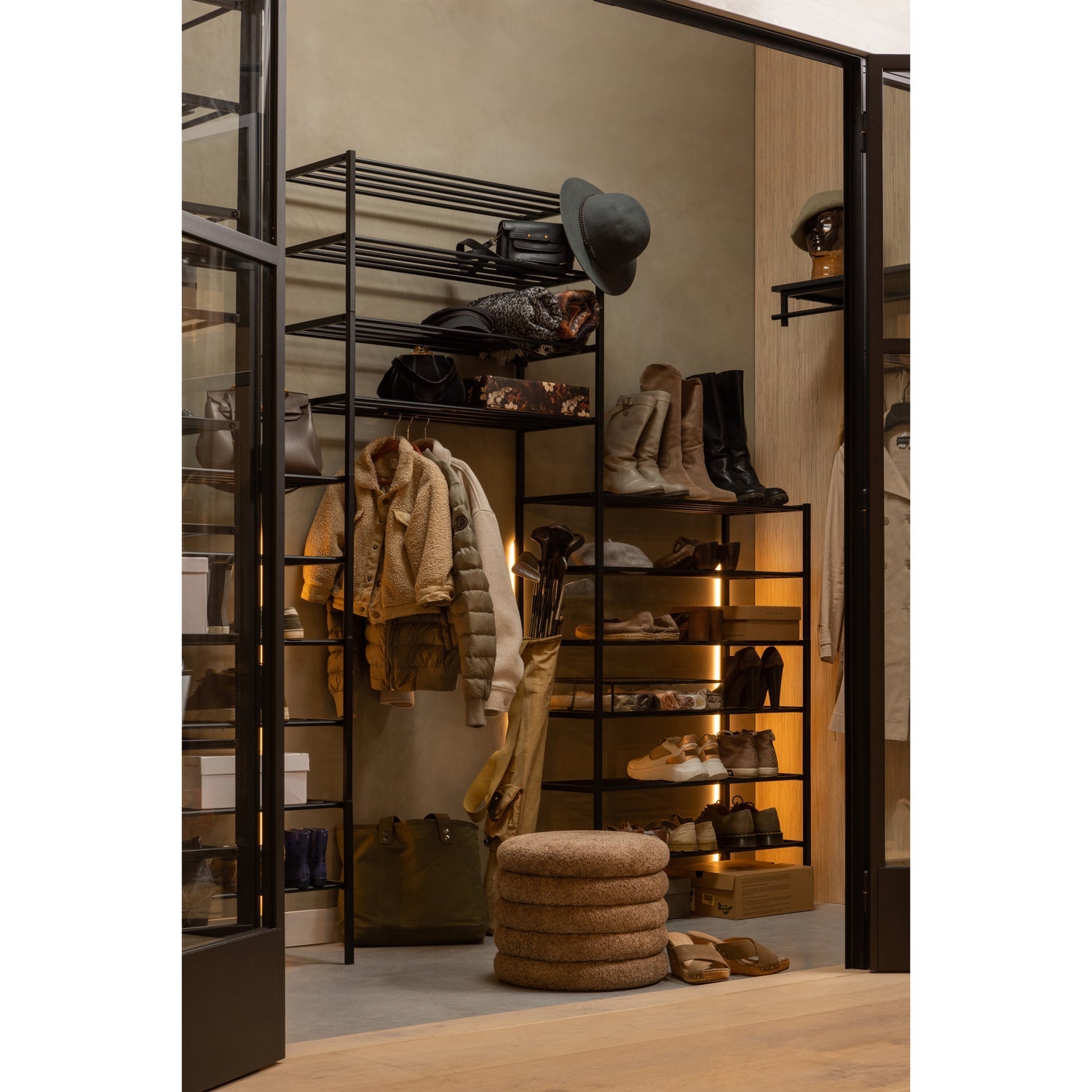Schwarzer Schuhregal FERRO