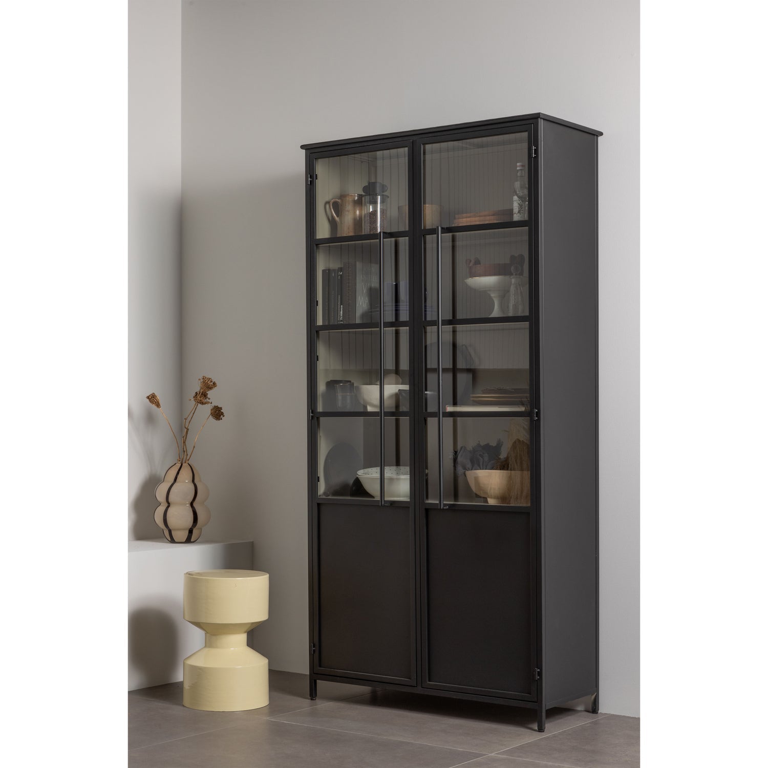 2-door display cabinet EXHIBIT black