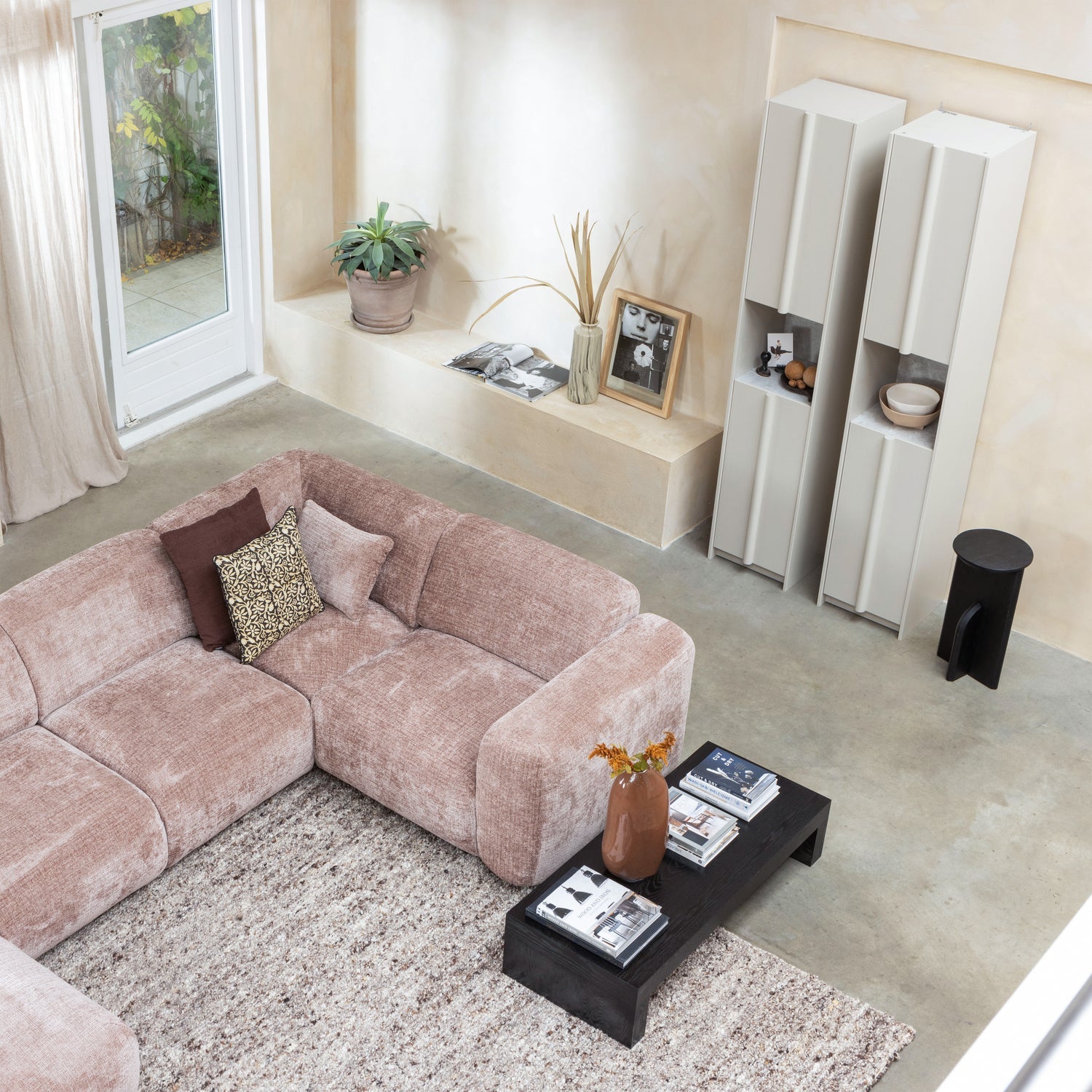 EFIA brown mélange rug with long pile