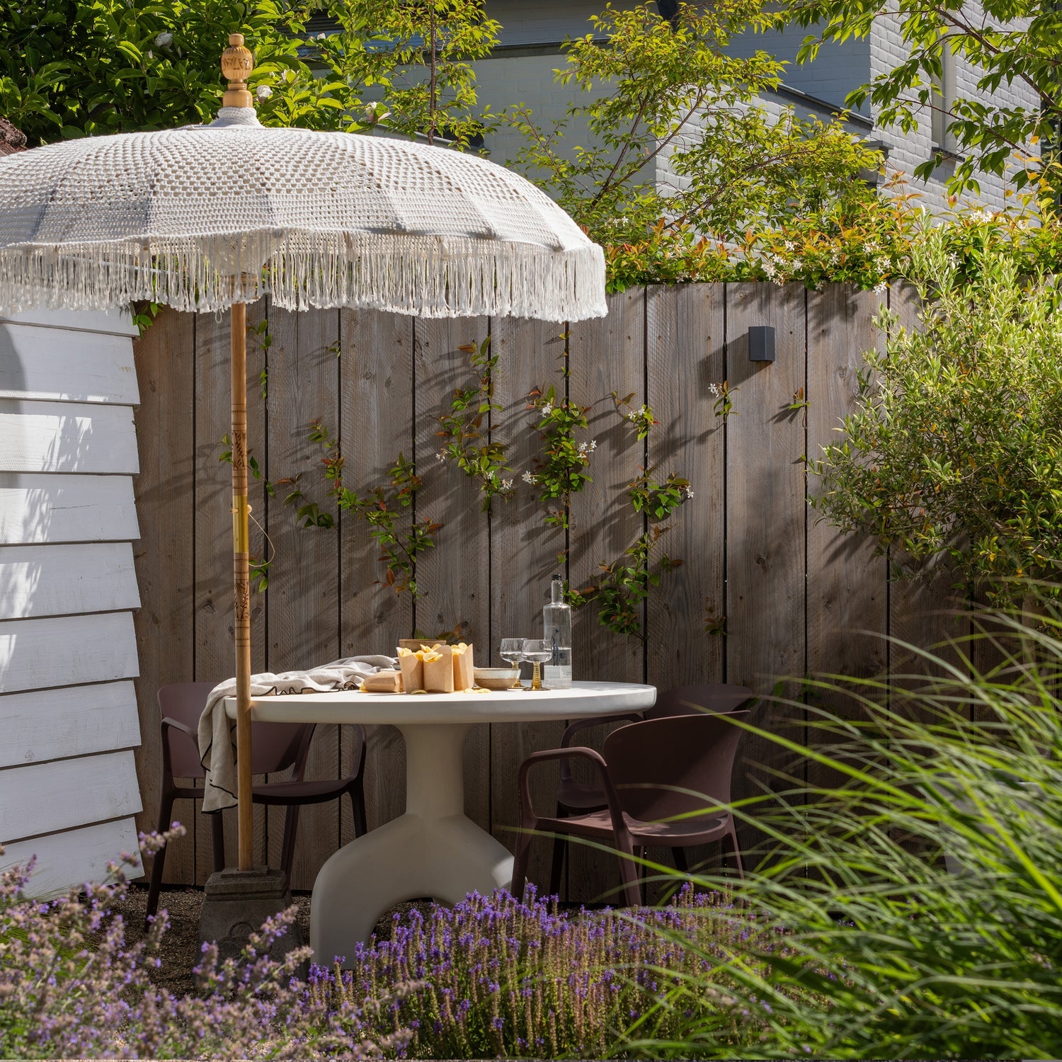 LUNO Cream Round Garden Table