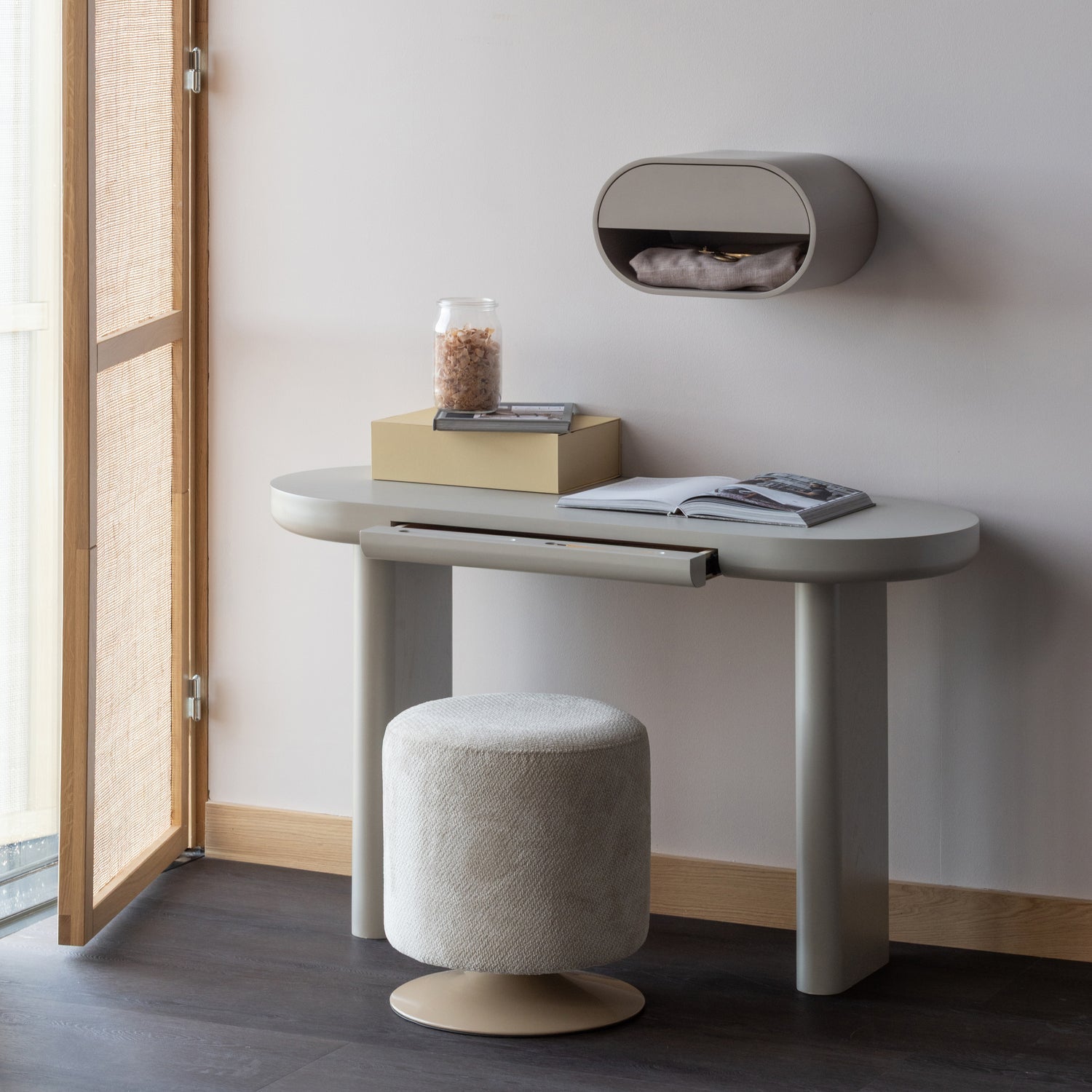 ISLEN Beige Swivel Pouf