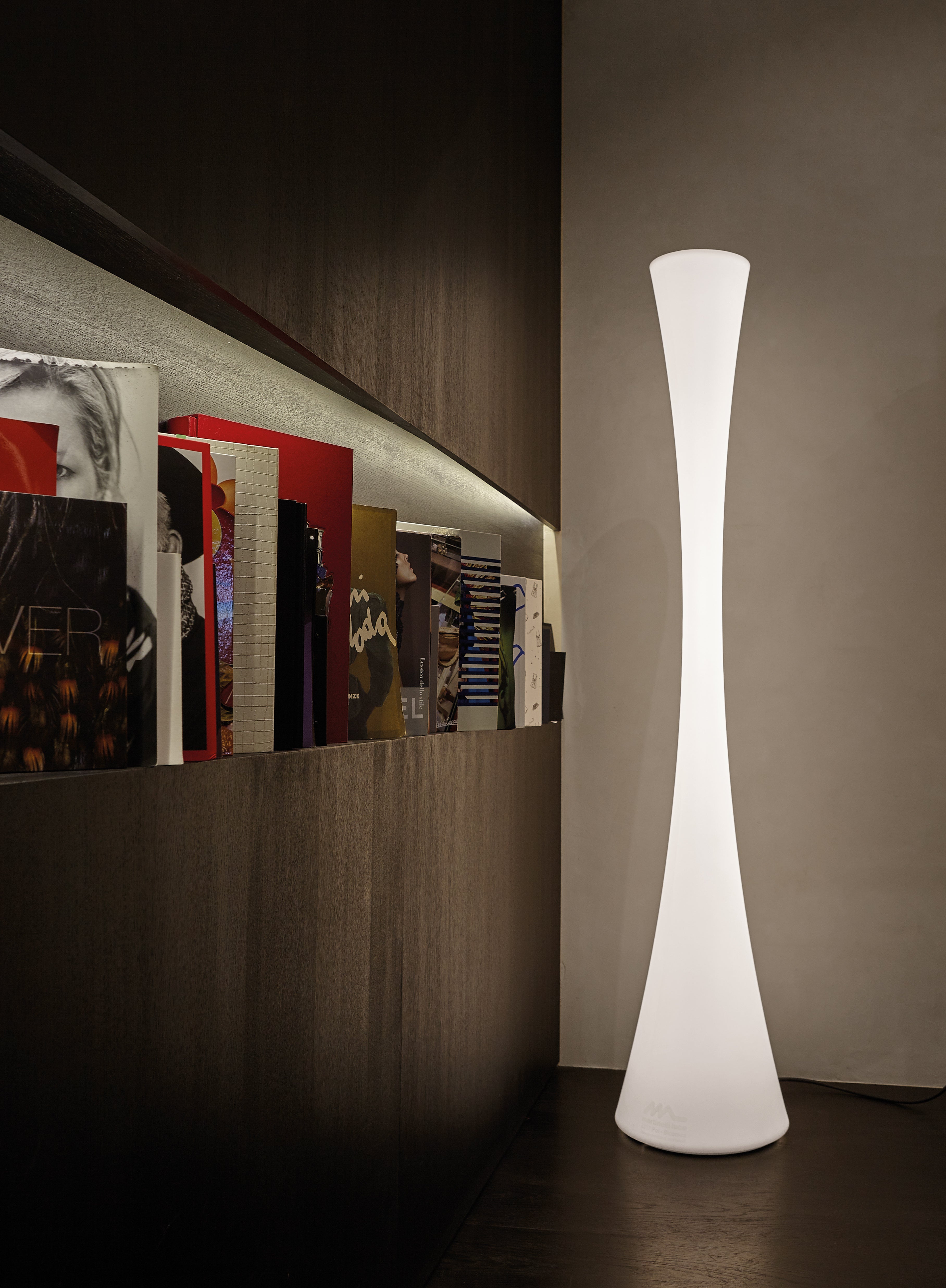 Bodenlampe BICONICA in glänzendem Weiß