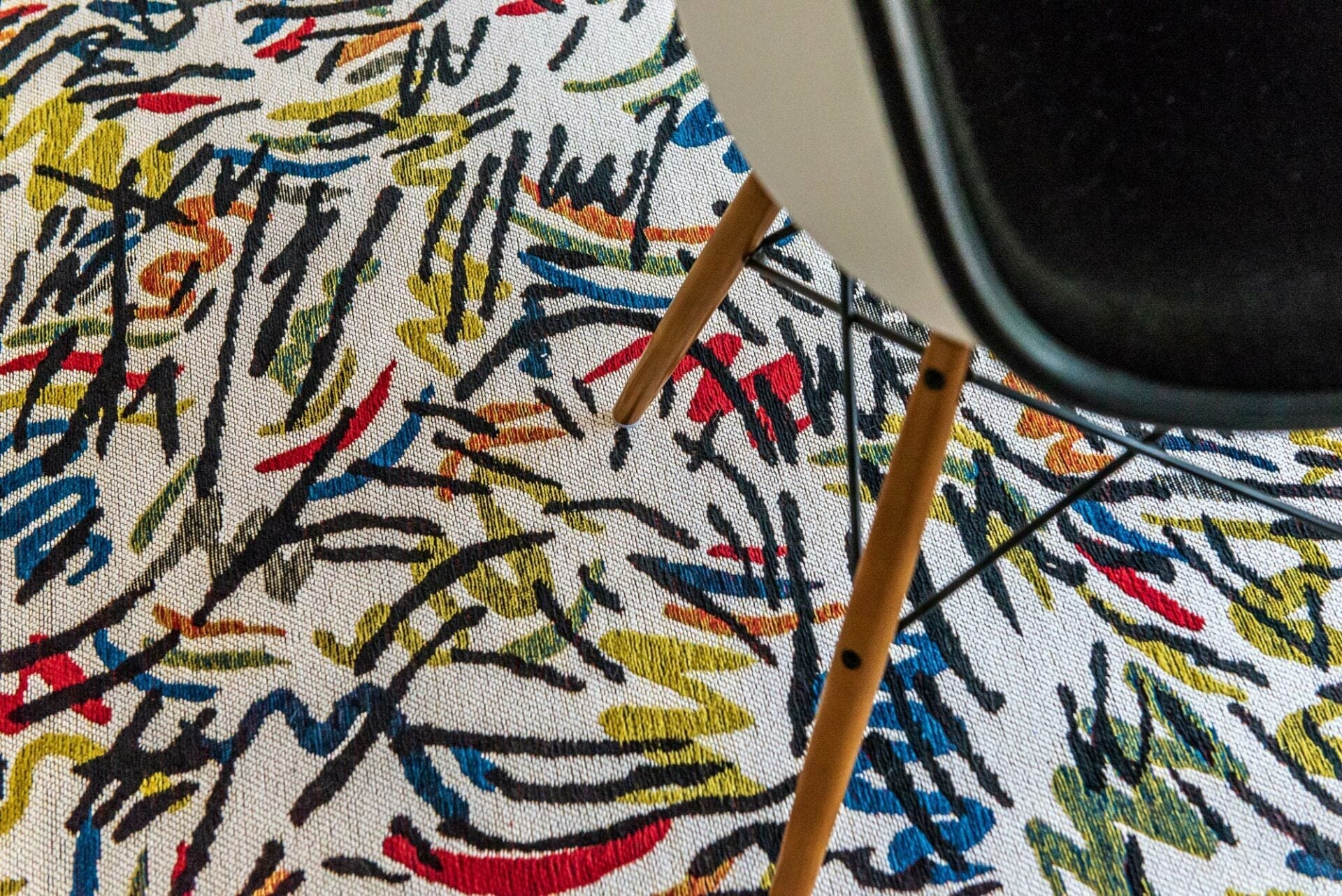 Vloerkleed GRAFITTO STREET GRAPH abstract patroon