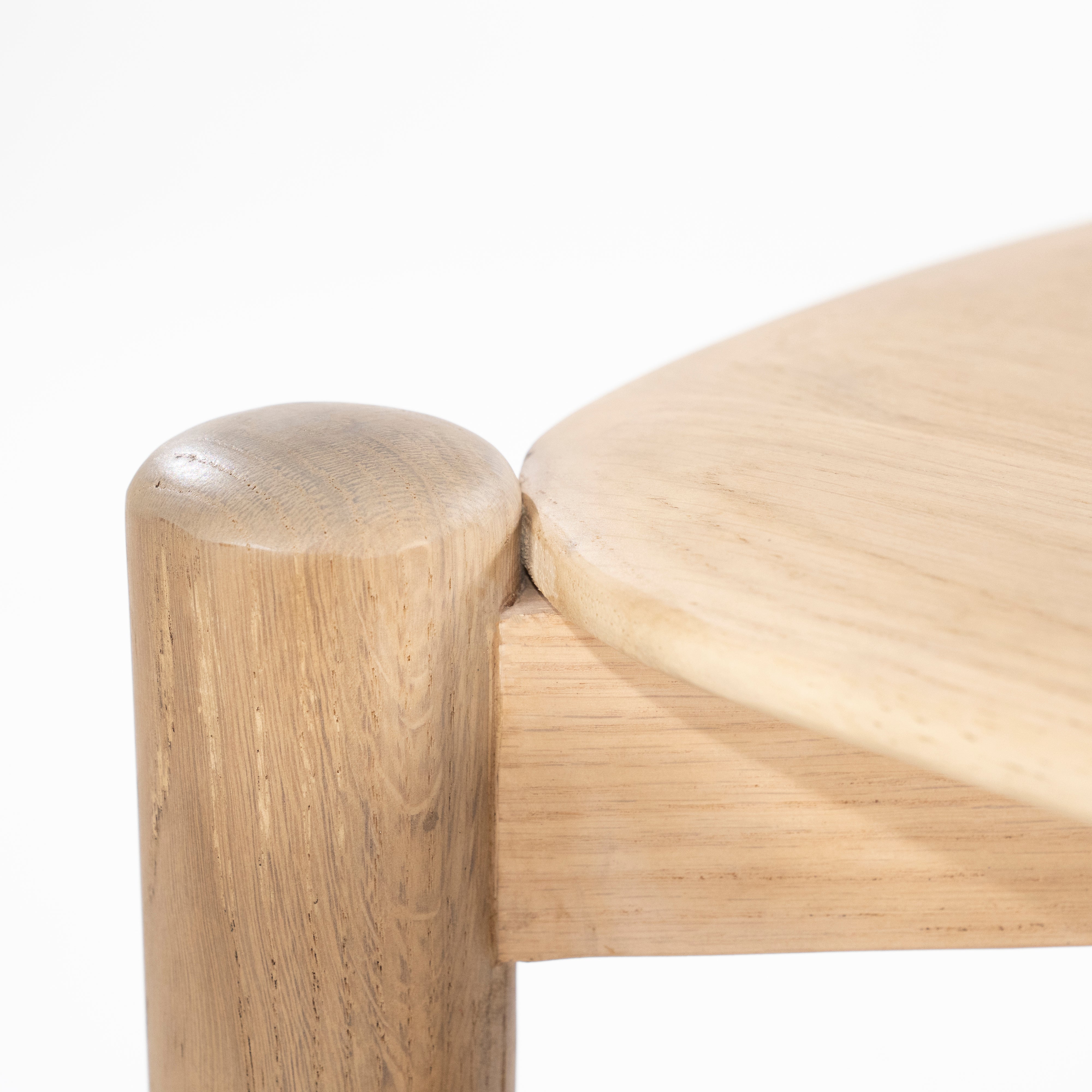 SELBU Console oak wood