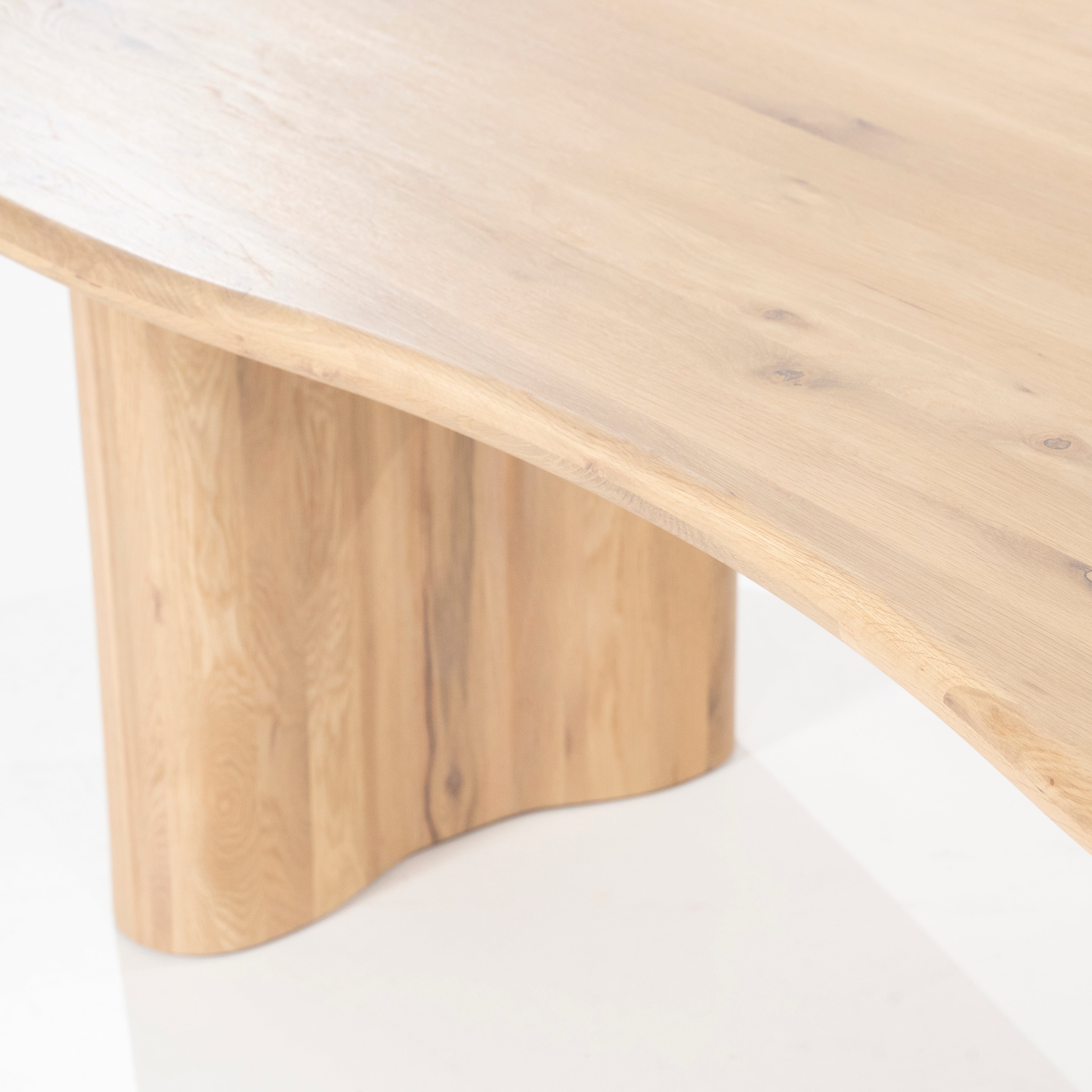 Oval Table JOSH Oak Wood