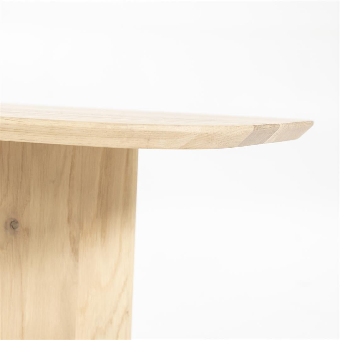 RTV-Sideboard aus Eichenholz