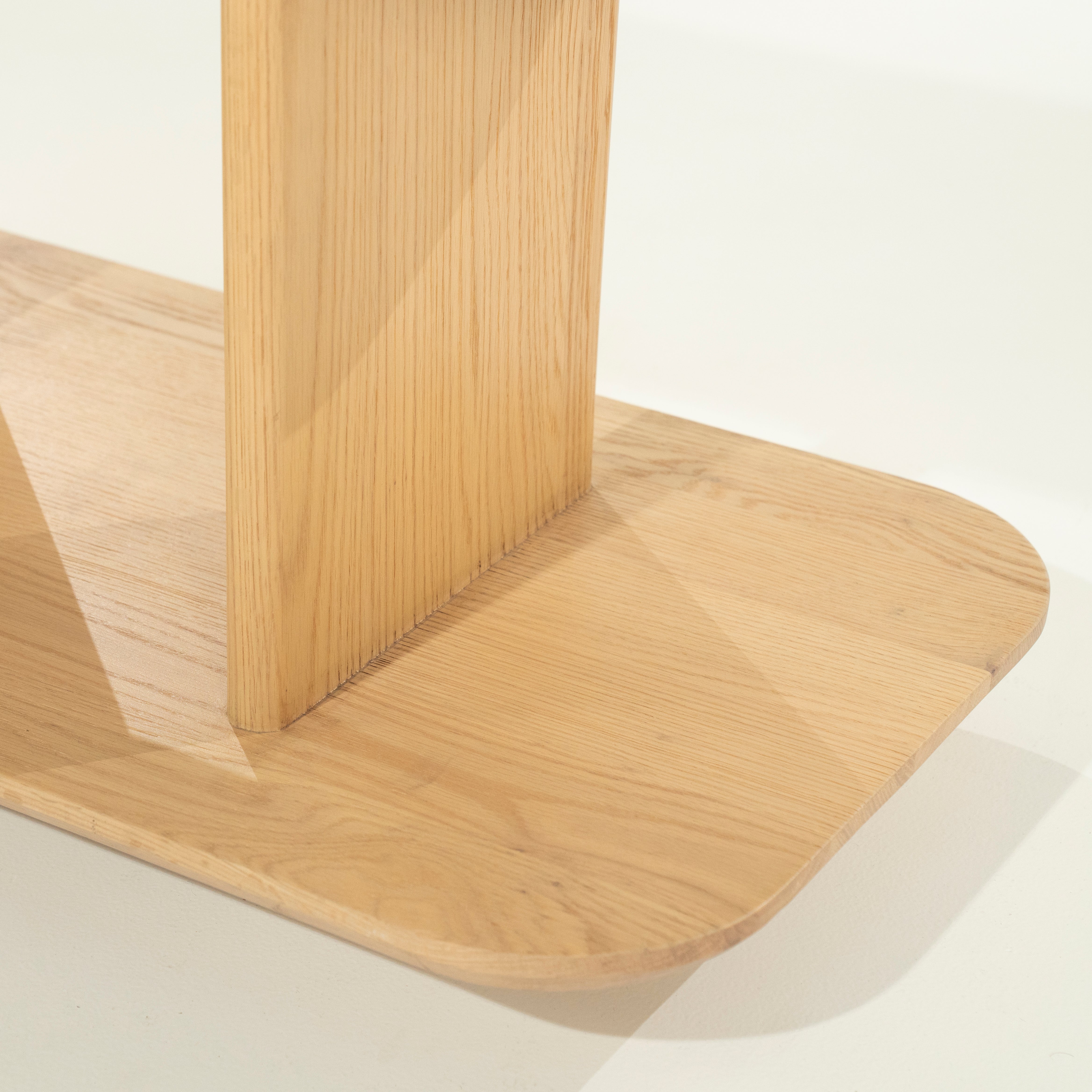 Beistelltisch TY aus Eichenholz