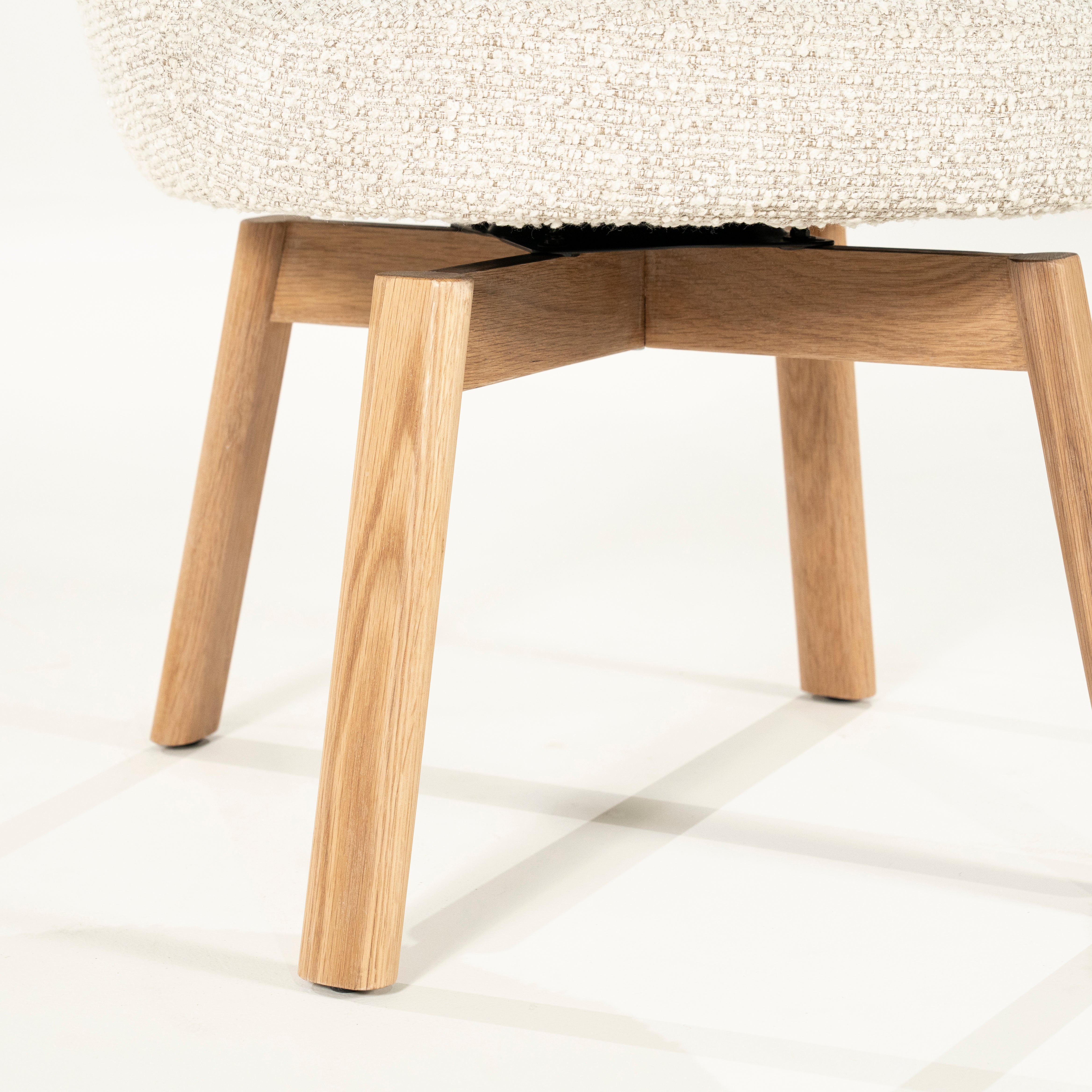Drehstuhl LIVIA creme mit Holzfuß