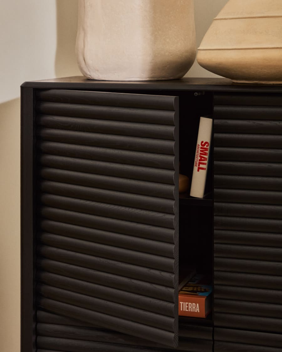 High Lenon Cabinet Eichenfurnier im schwarzen Finish