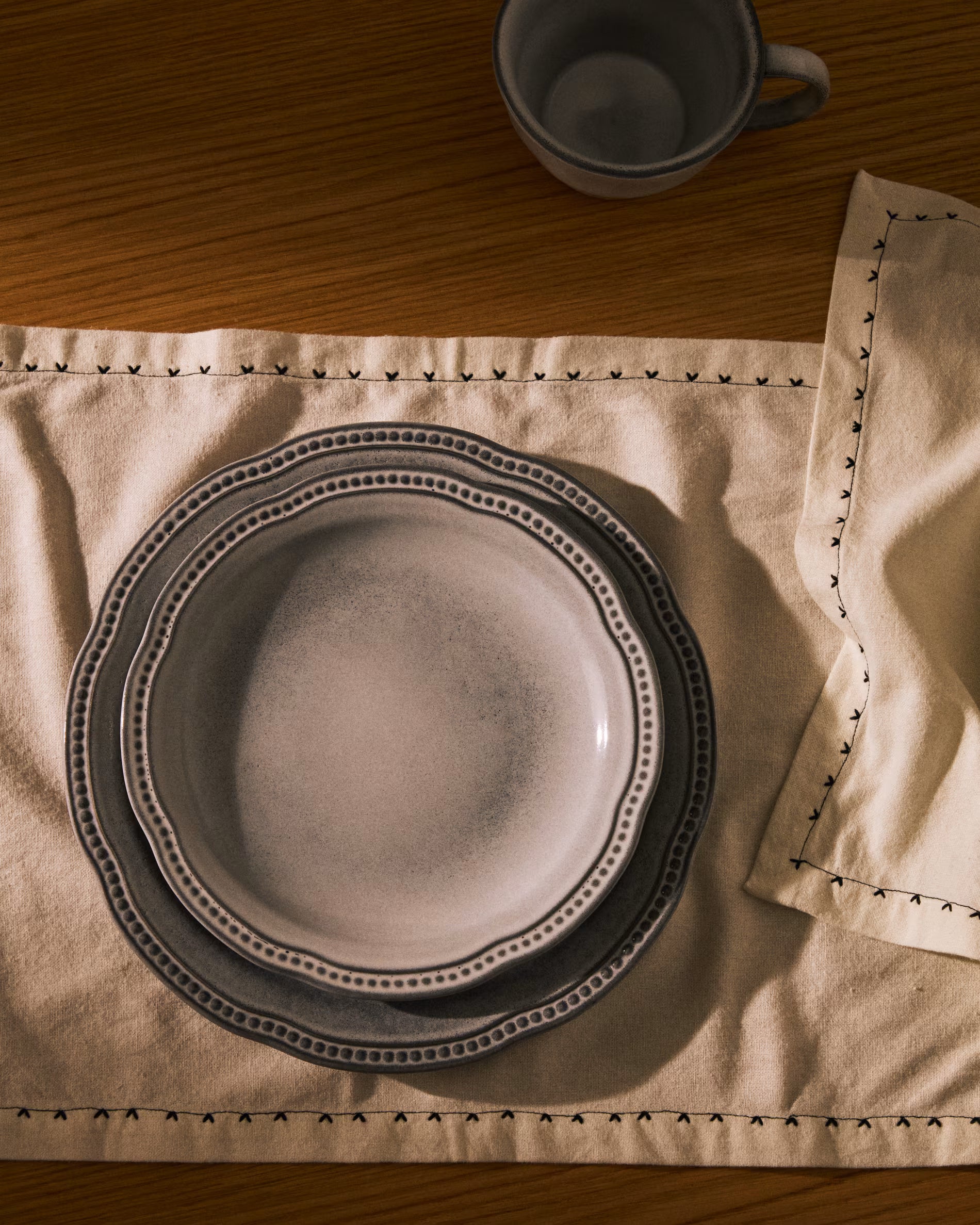 Platte schaal DOVEC blauwe keramiek