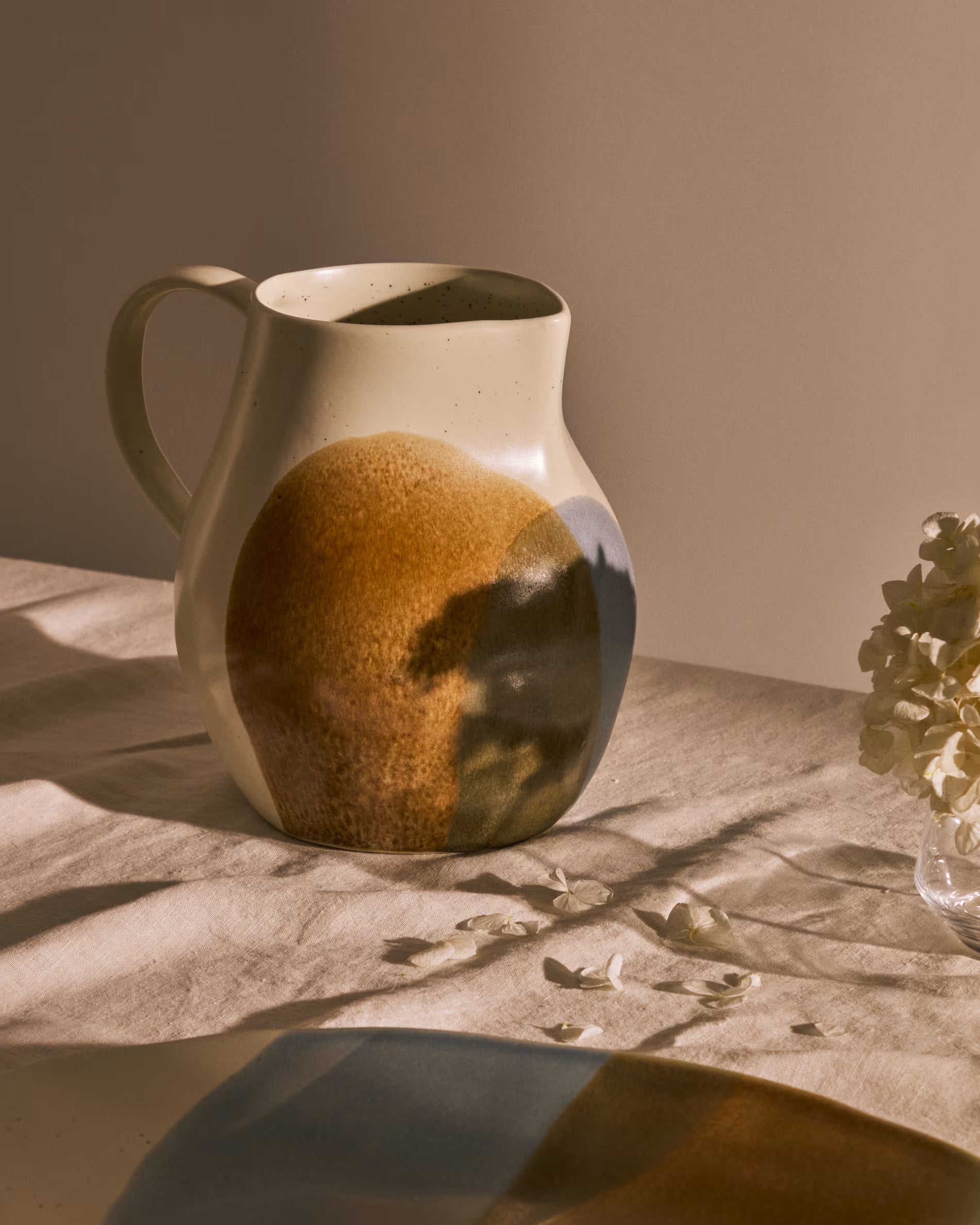 MIGLO Ceramic Jug