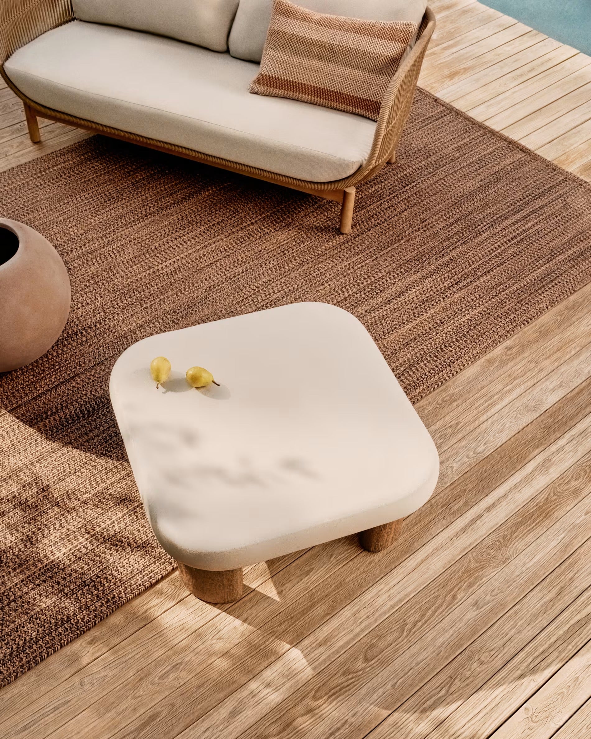Outdoor Coffee Table LABRA Cement and Acacia Wood