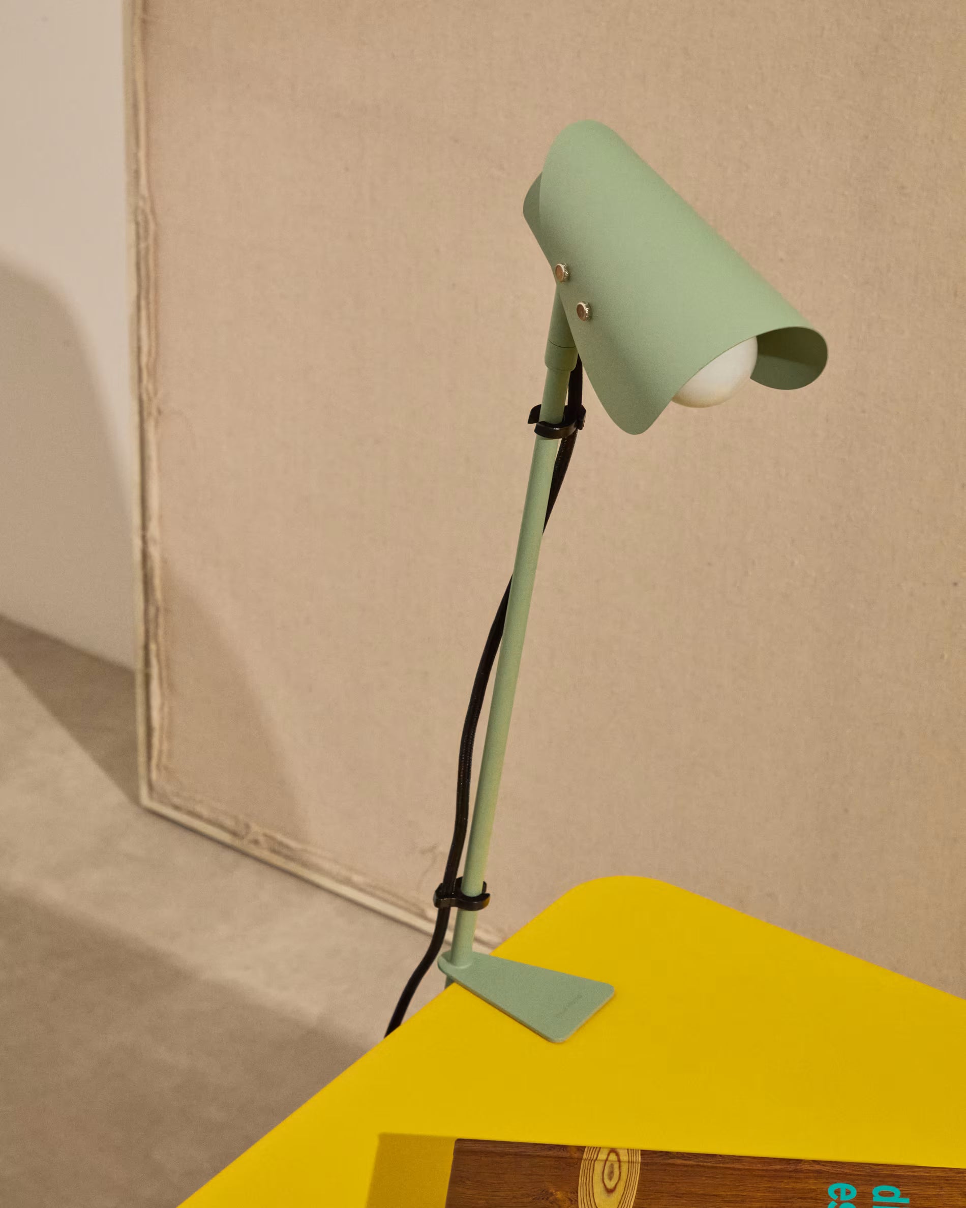Schreibtischlampe mit Klemme JULA grün