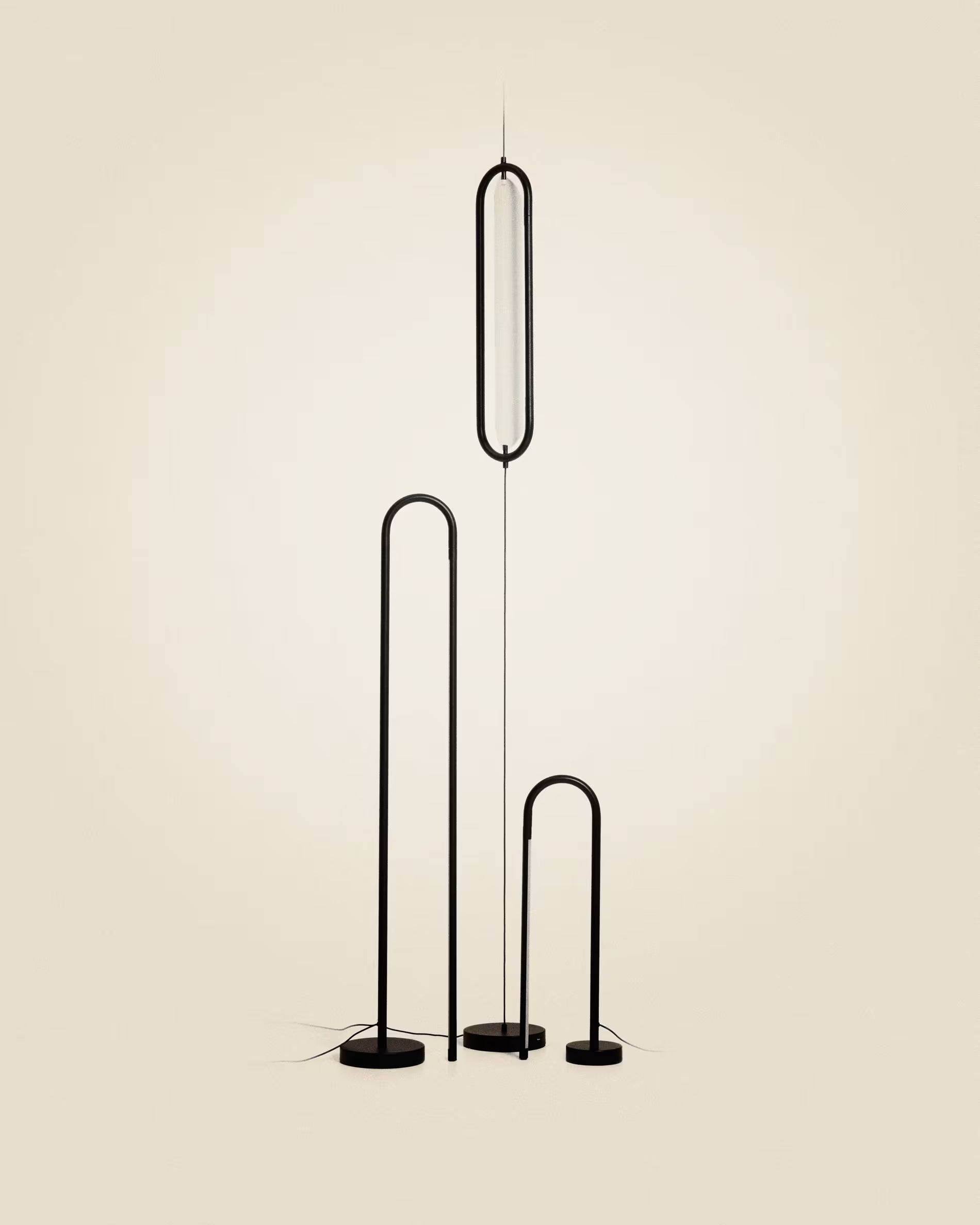 BOW Black Ceiling Lamp