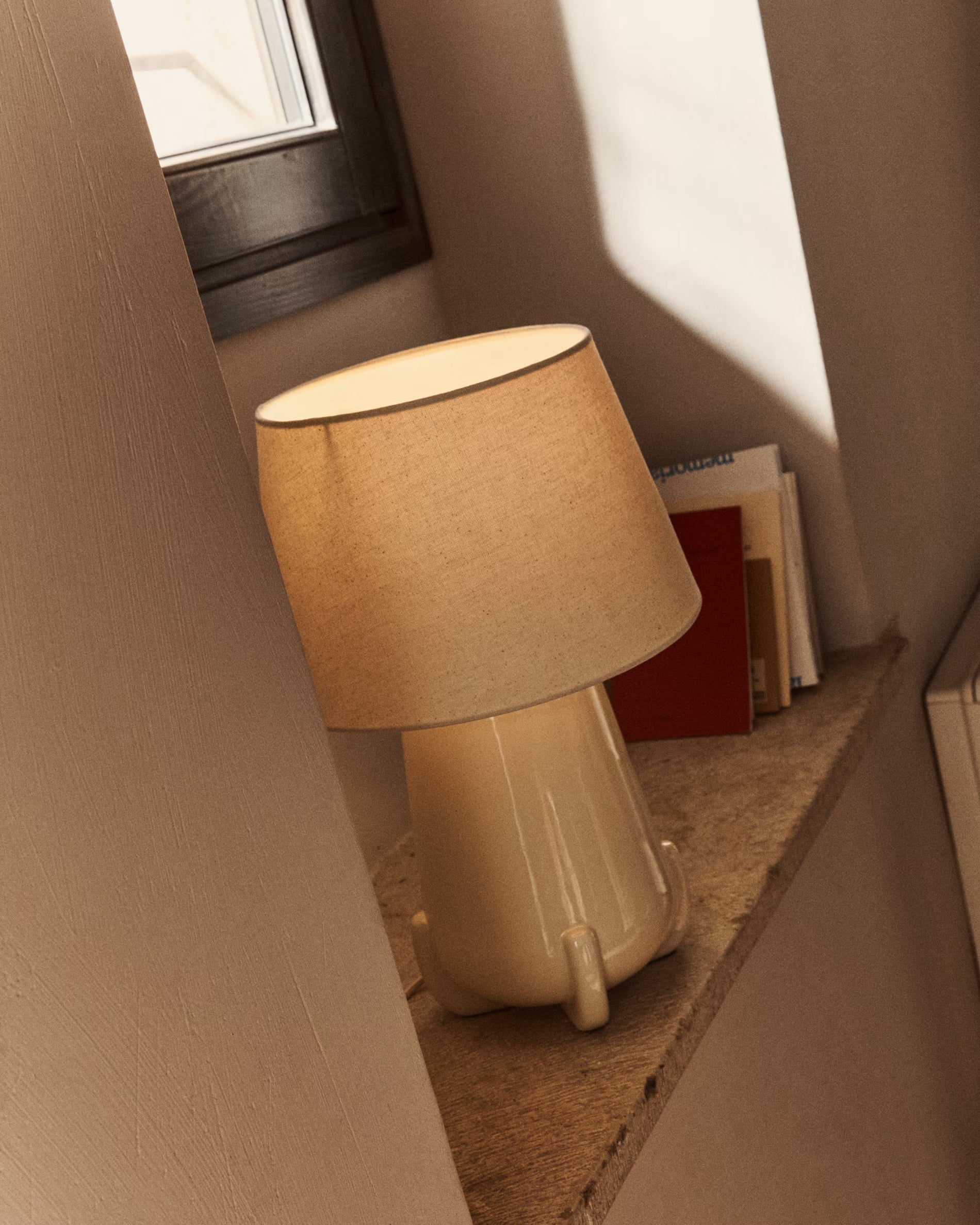 Tafellamp ODRA beige