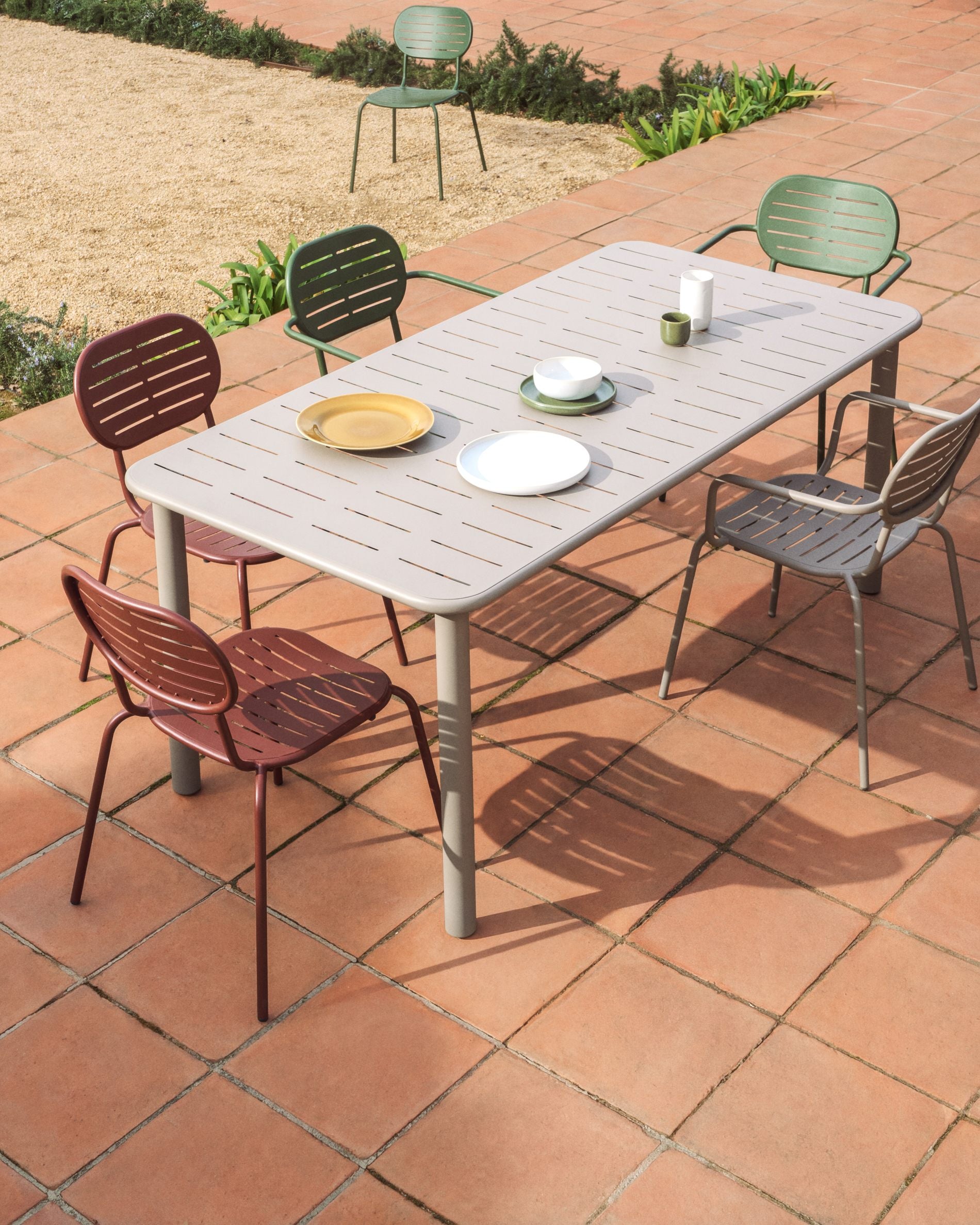 BRAI taupe garden chair with armrests