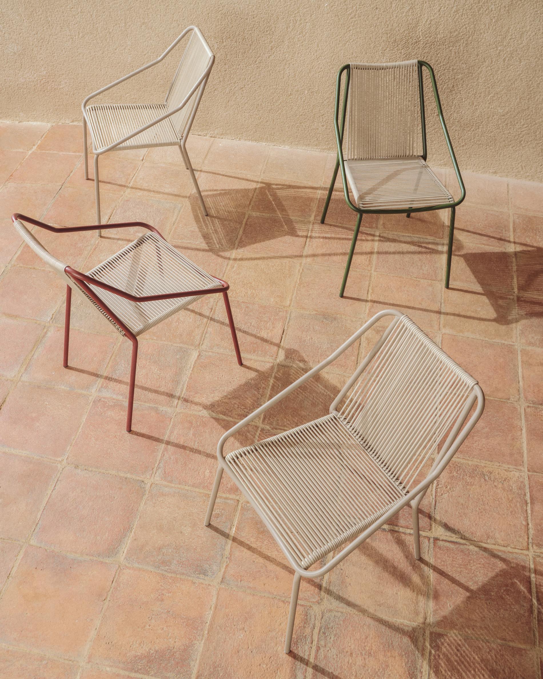 ZIVIA Ecru Garden Chair with Taupe Base