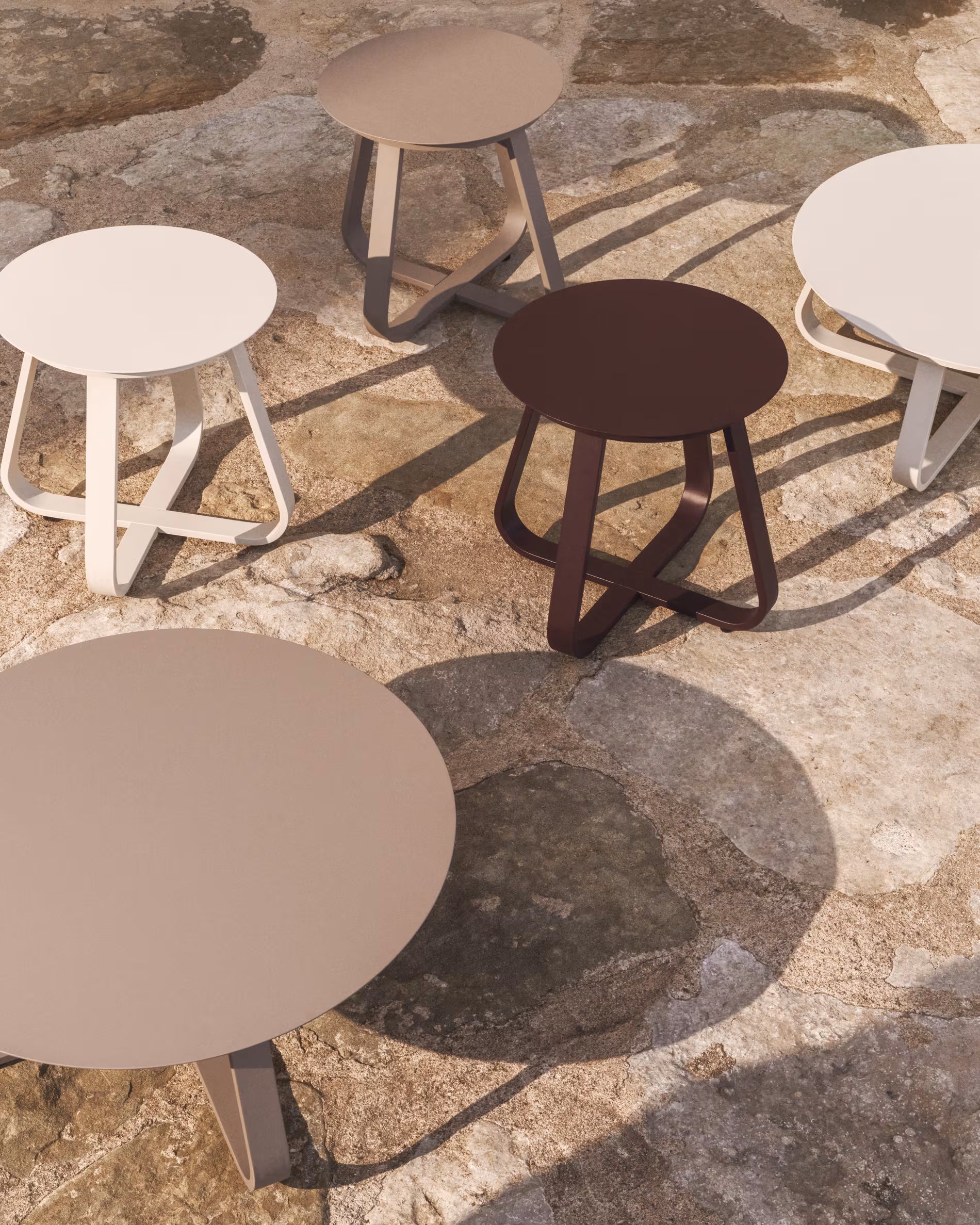 TAMARIS taupe bijzettafel