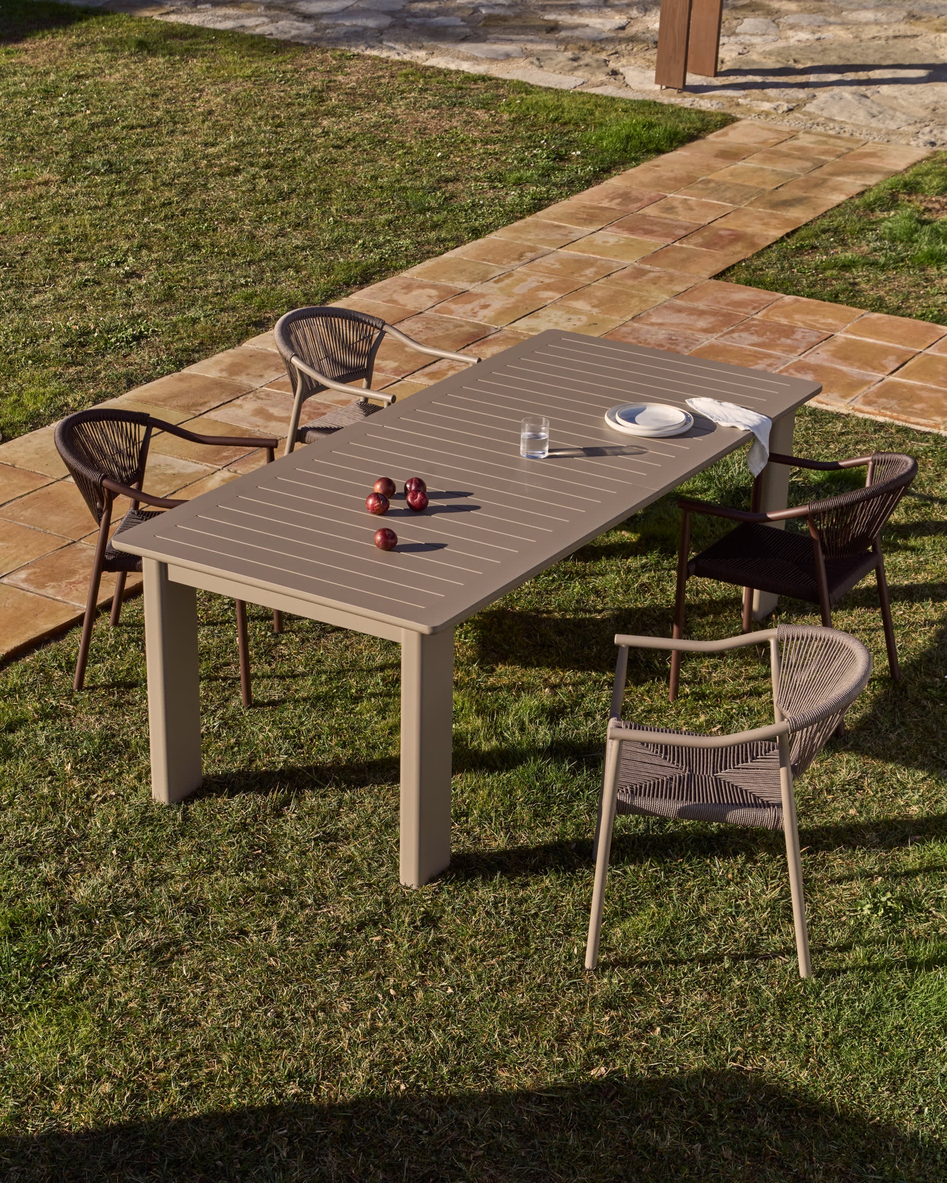 Tuinstoel LIVADIA taupe