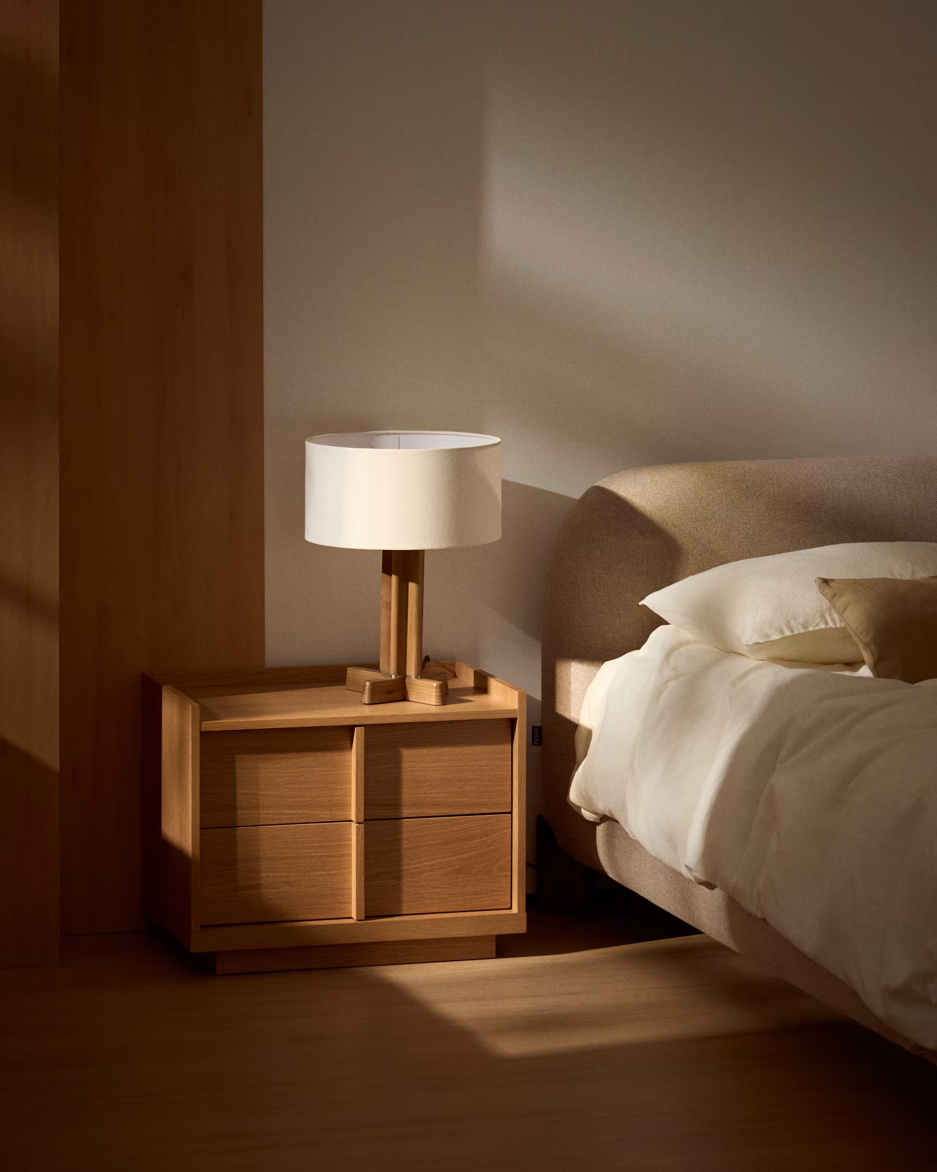 ONIX Nightstand Oak Veneer