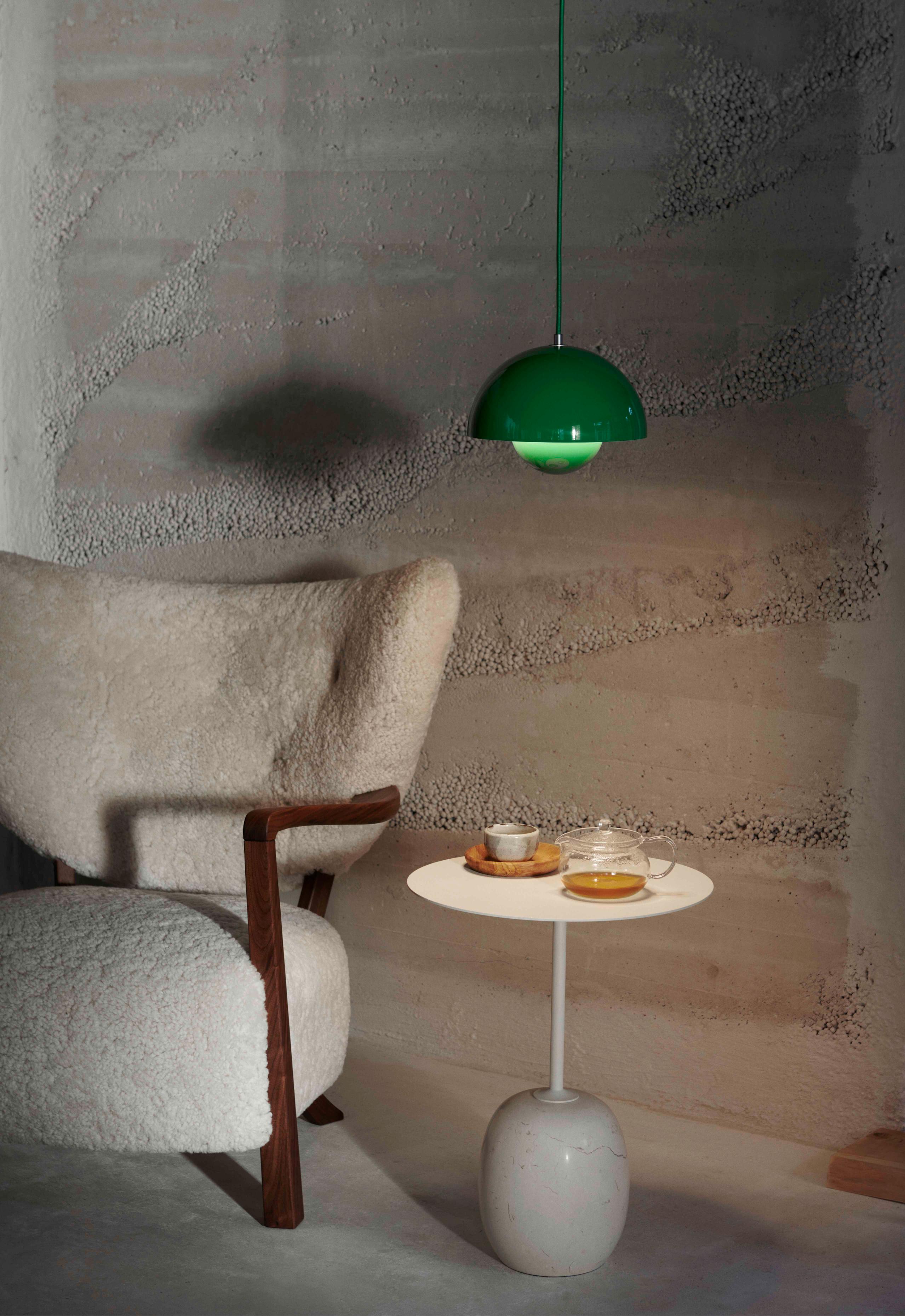 Bijzettafel LATO crème blad met beige marmeren basis