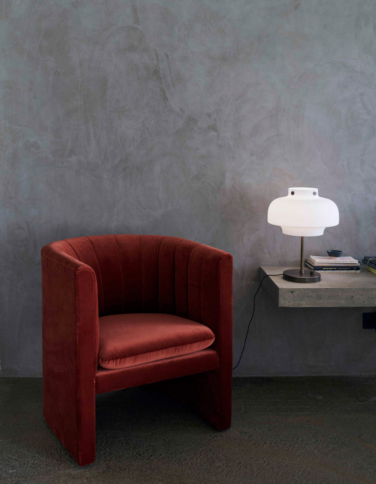 Gestoffeerde LOAFER SC23 fauteuil met armleuningen