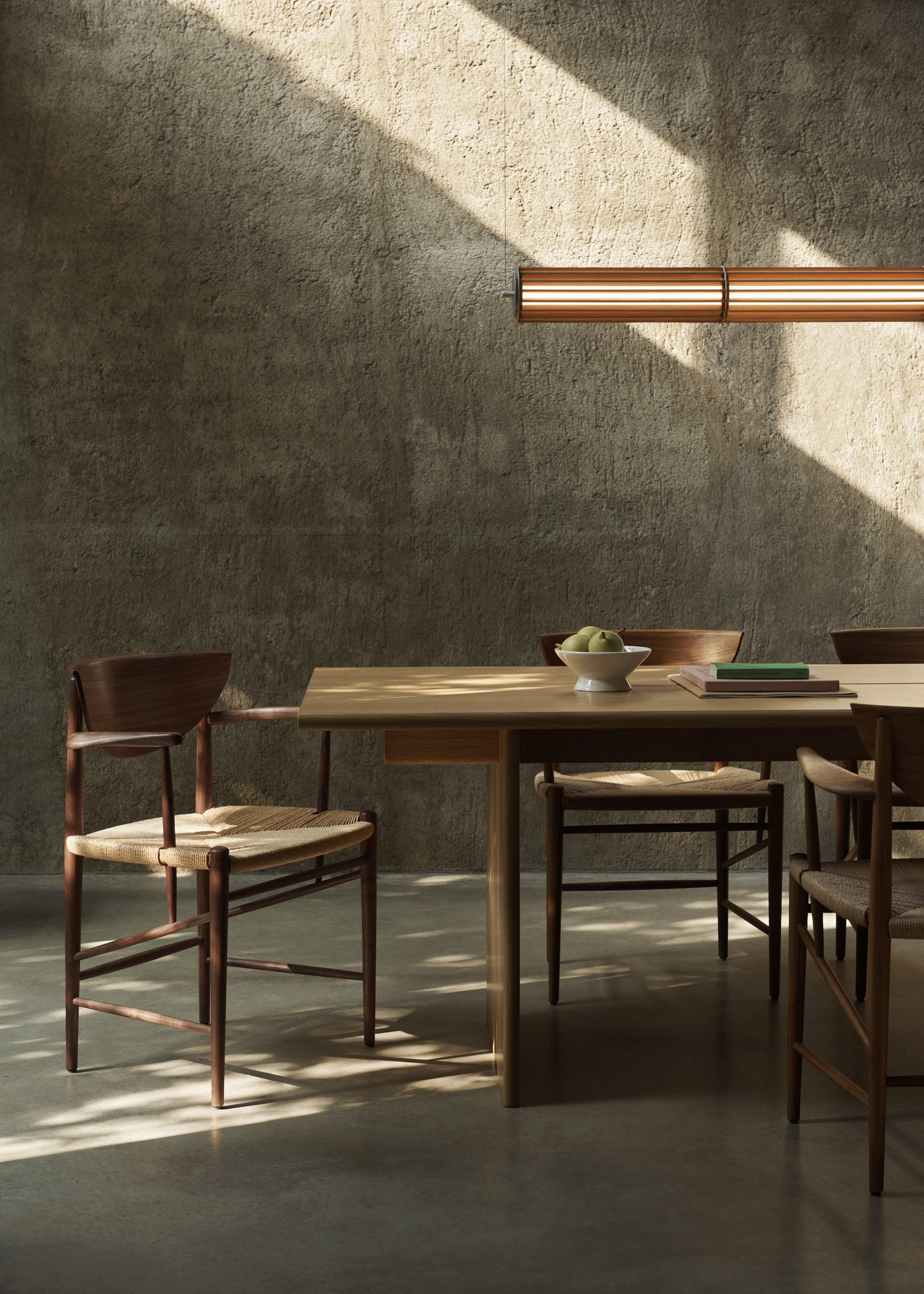 Hanglamp NUMBRA TY1 van aluminium met eikenhout
