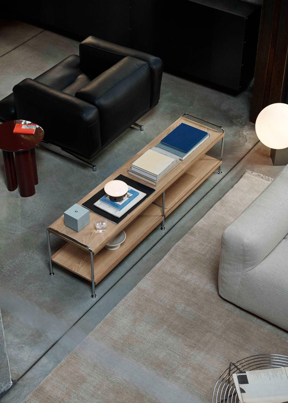 ALIMA NDS4 TV cabinet chrome with oak wood