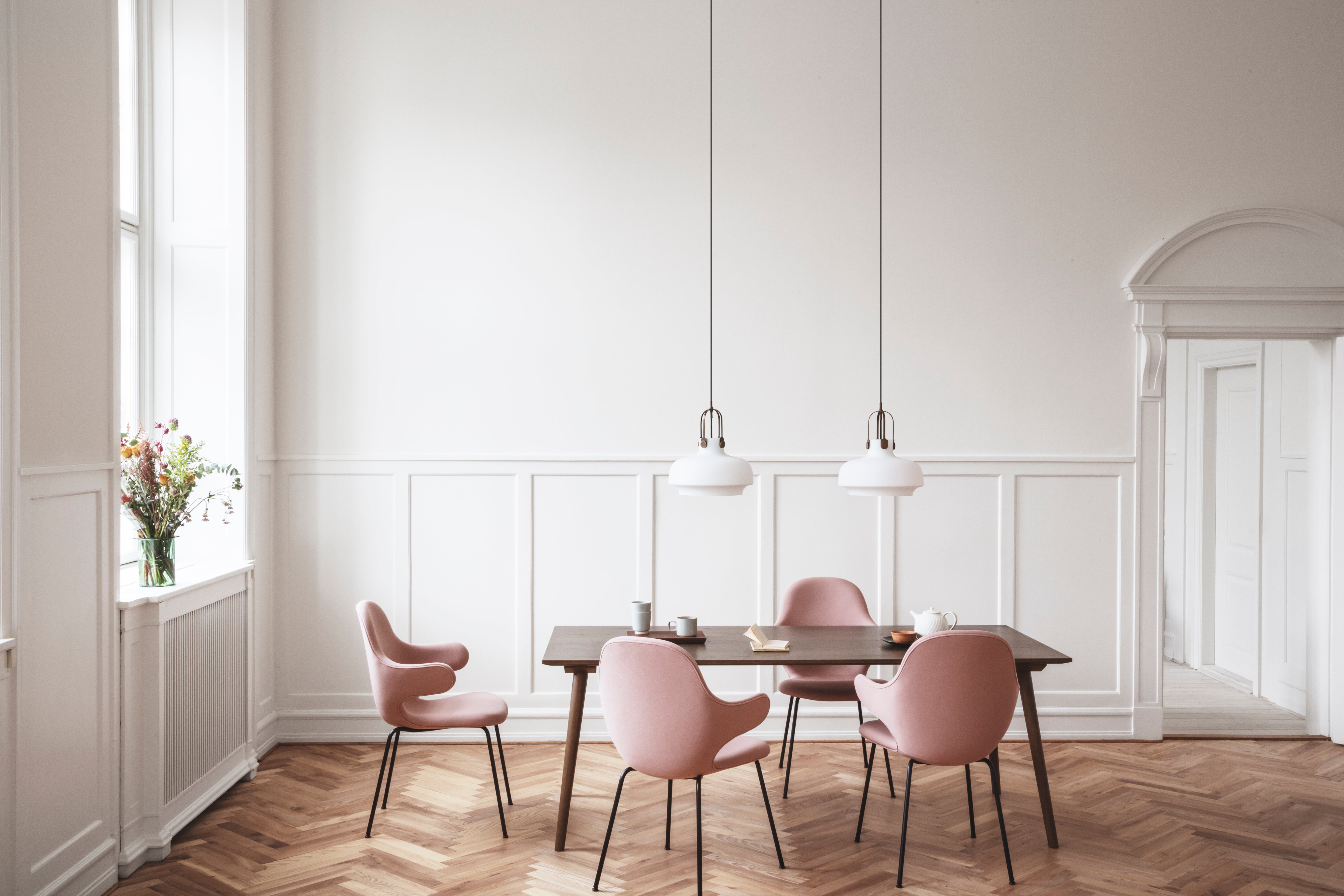 Hanglamp COPENHAGEN met opalen glazen kap en bronzen afwerking