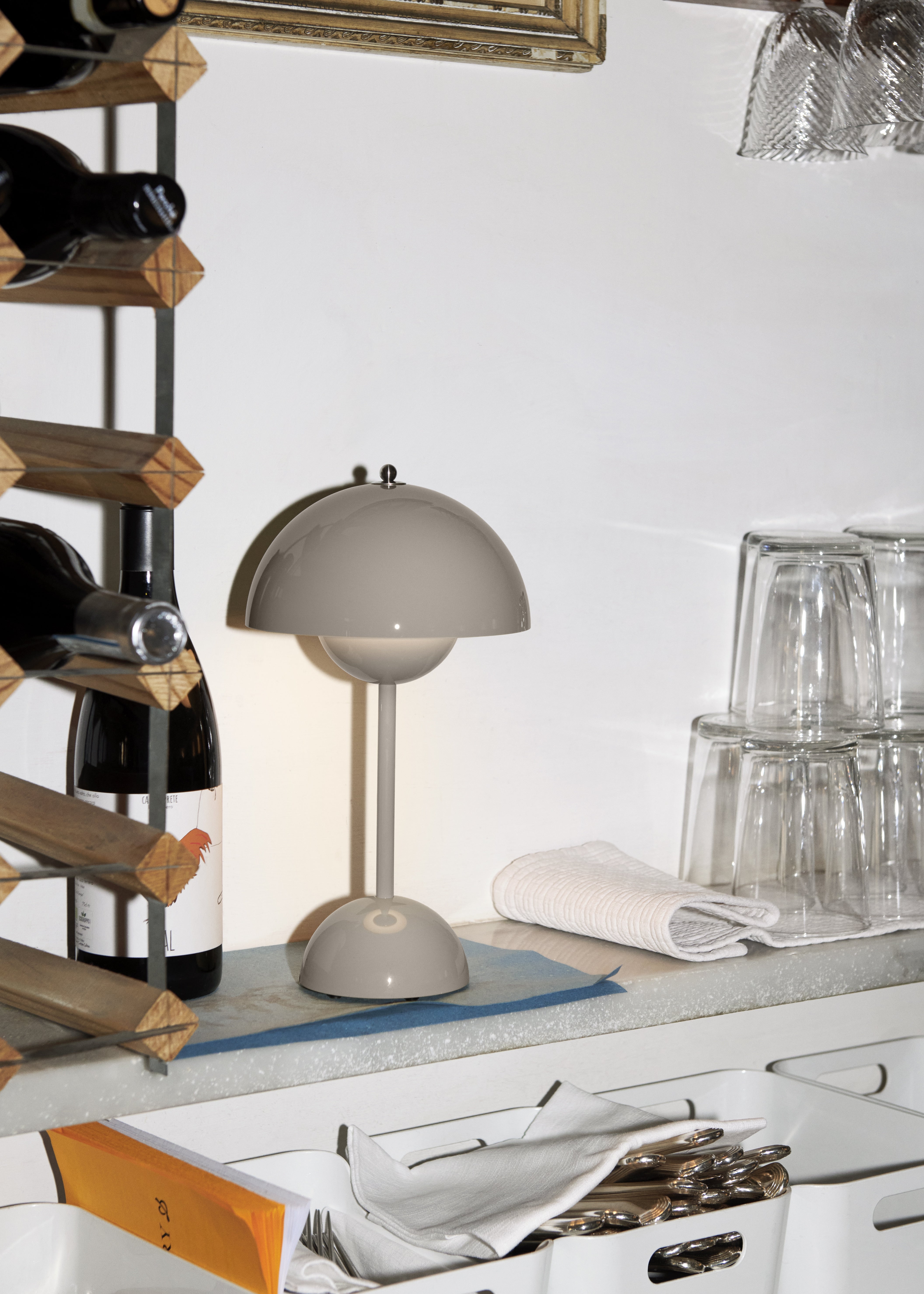 Draagbare lamp FLOWERPOT VP9 grijsbeige