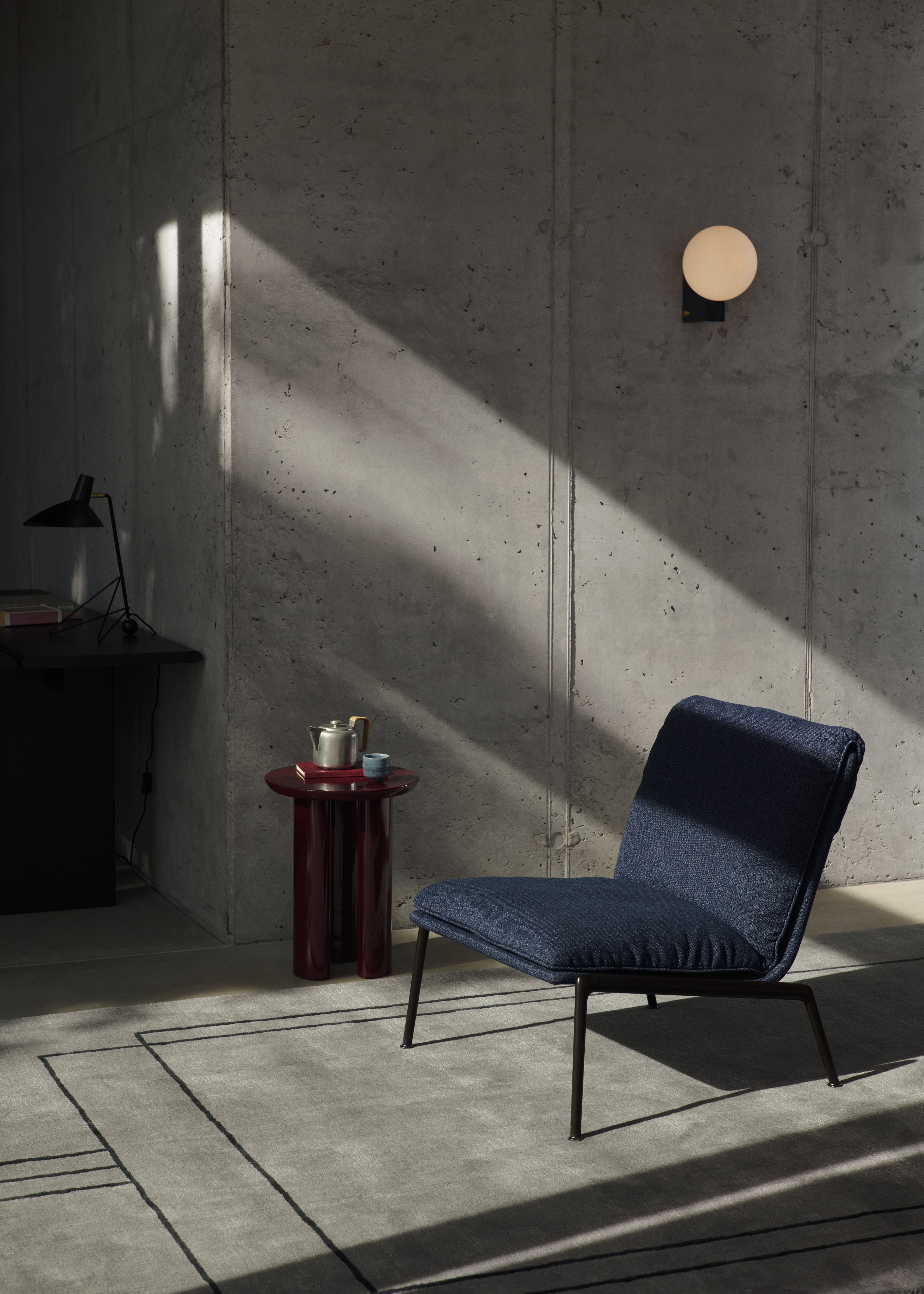 Wandlamp JOURNEY SH2 met glazen kap en donkerblauwe basis