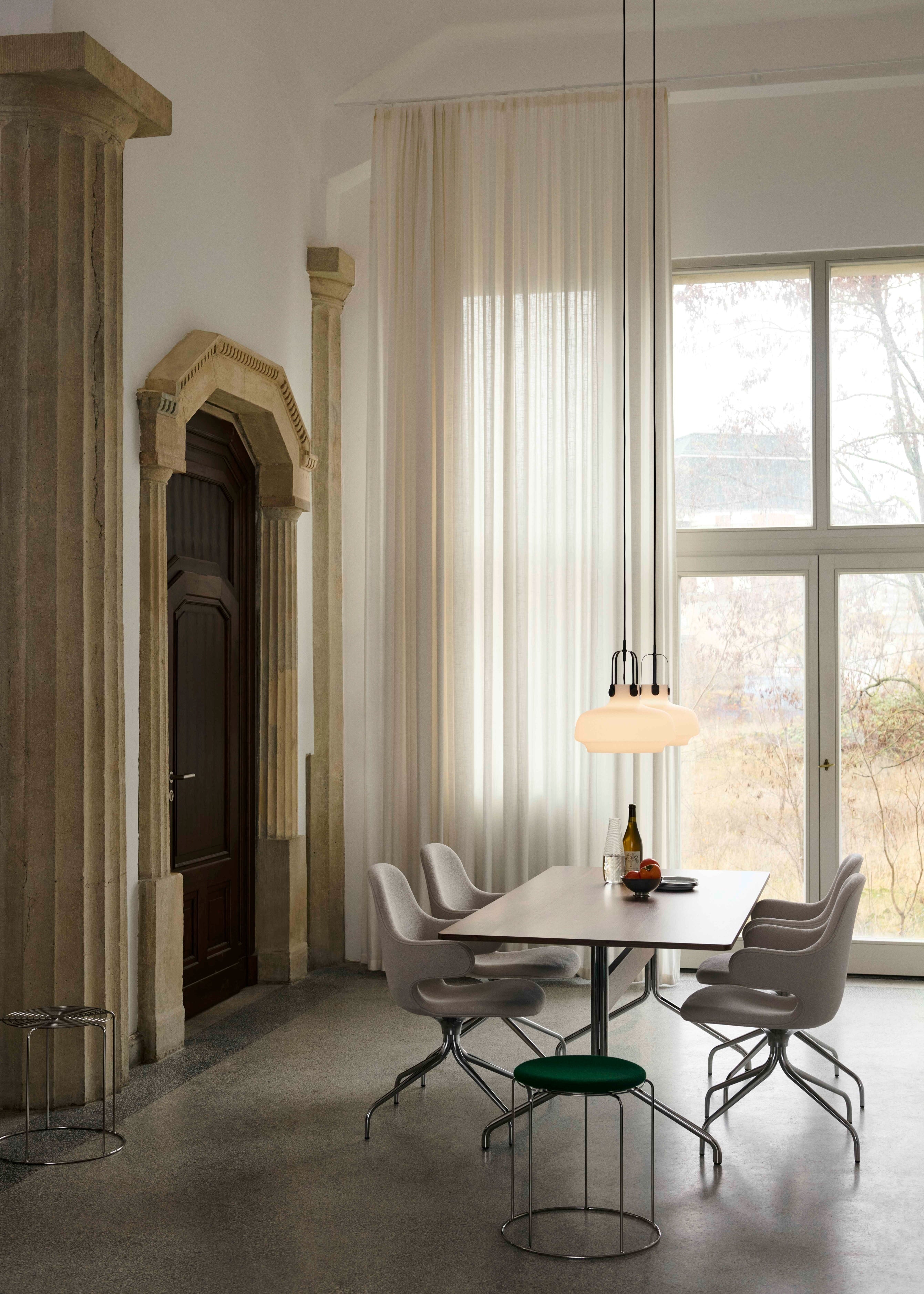 Gecoate eiken PAVILION tafel met verchroomde basis