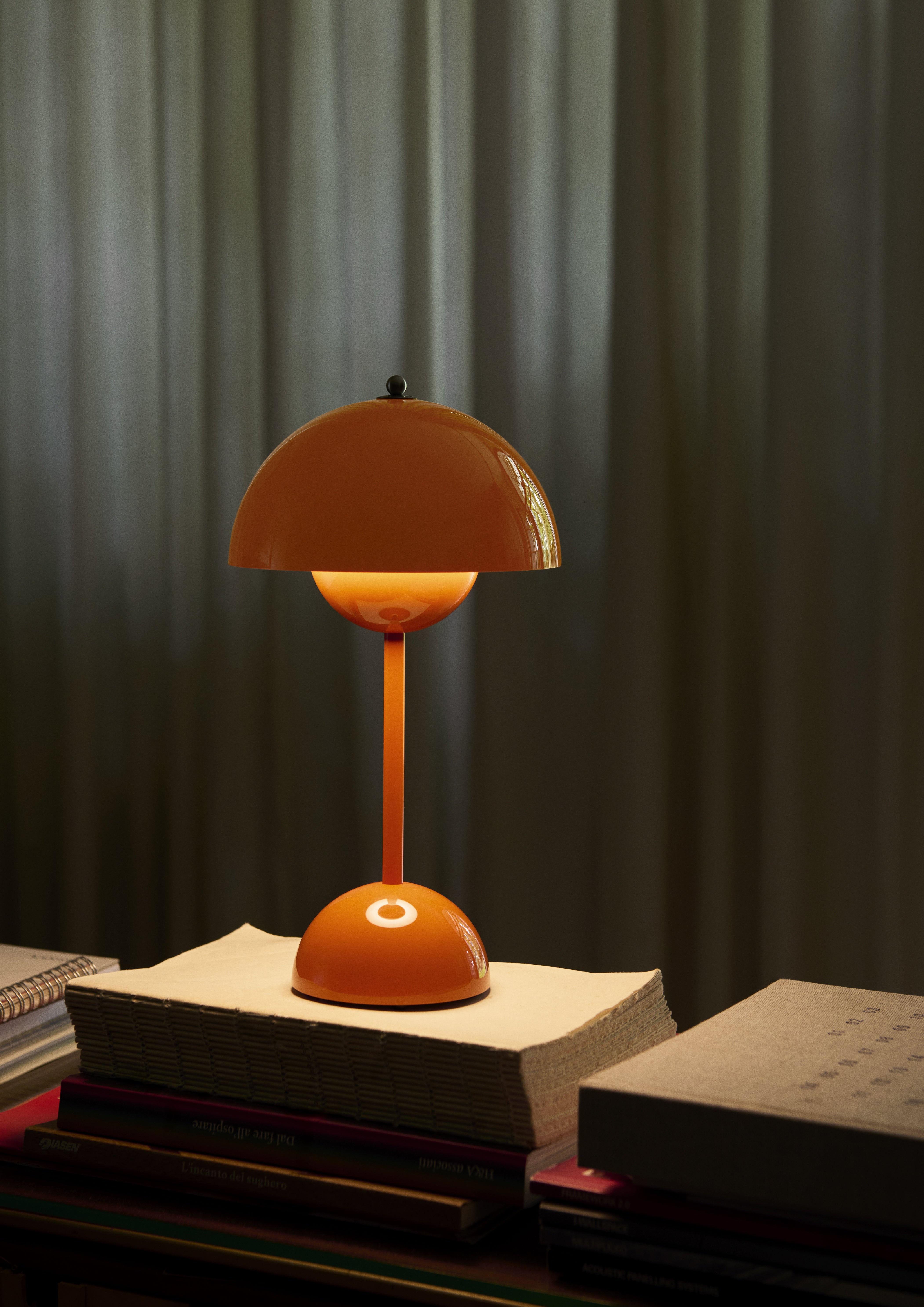 Draagbare lamp FLOWERPOT VP9 oranje