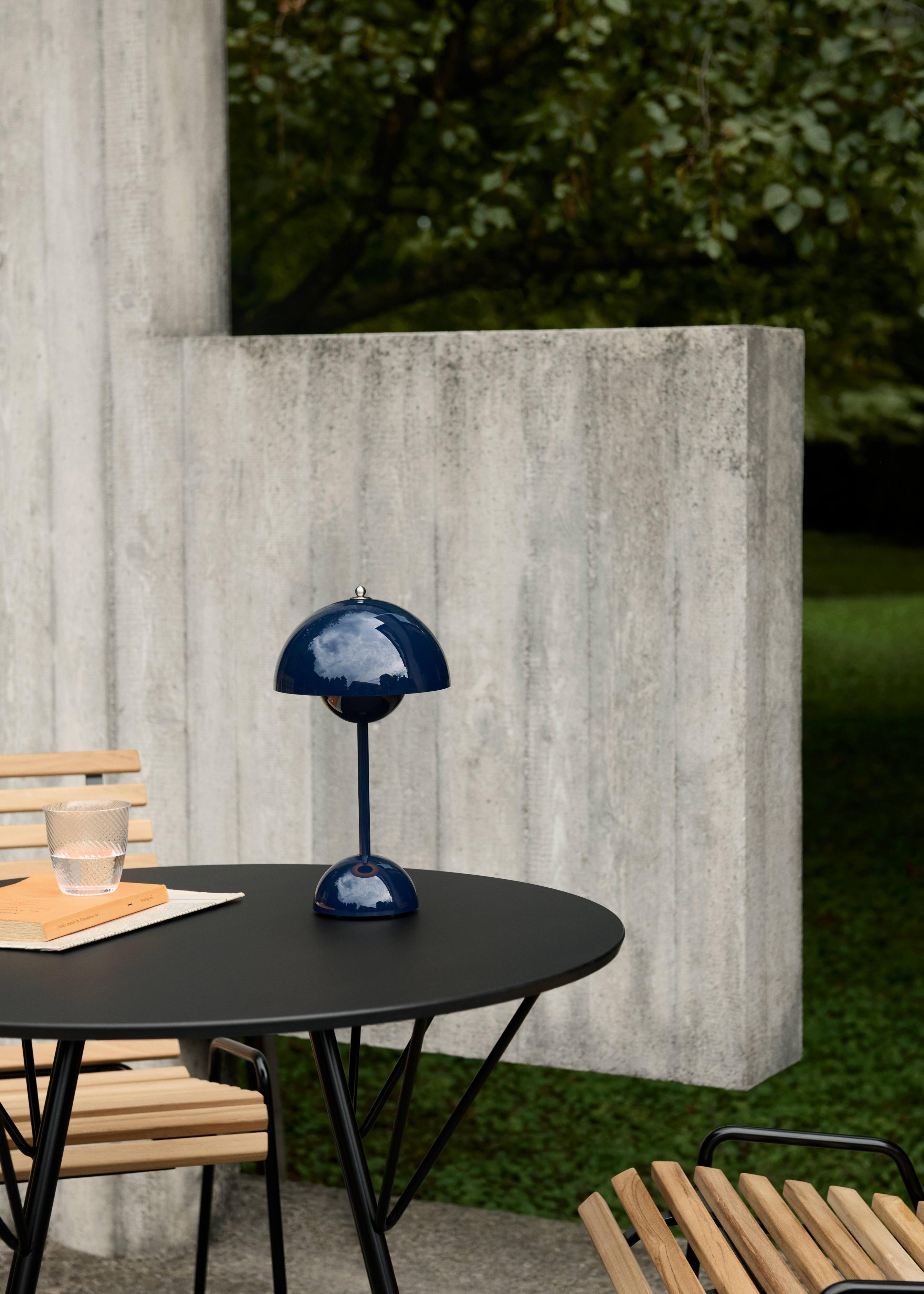 Draagbare lamp FLOWERPOT VP9 staalblauw