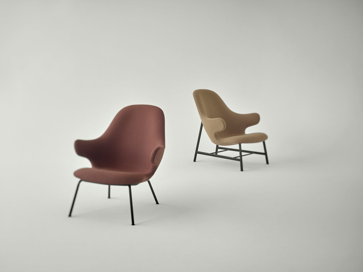Fauteuil CATCH JH13 gestoffeerd met een zwarte basis