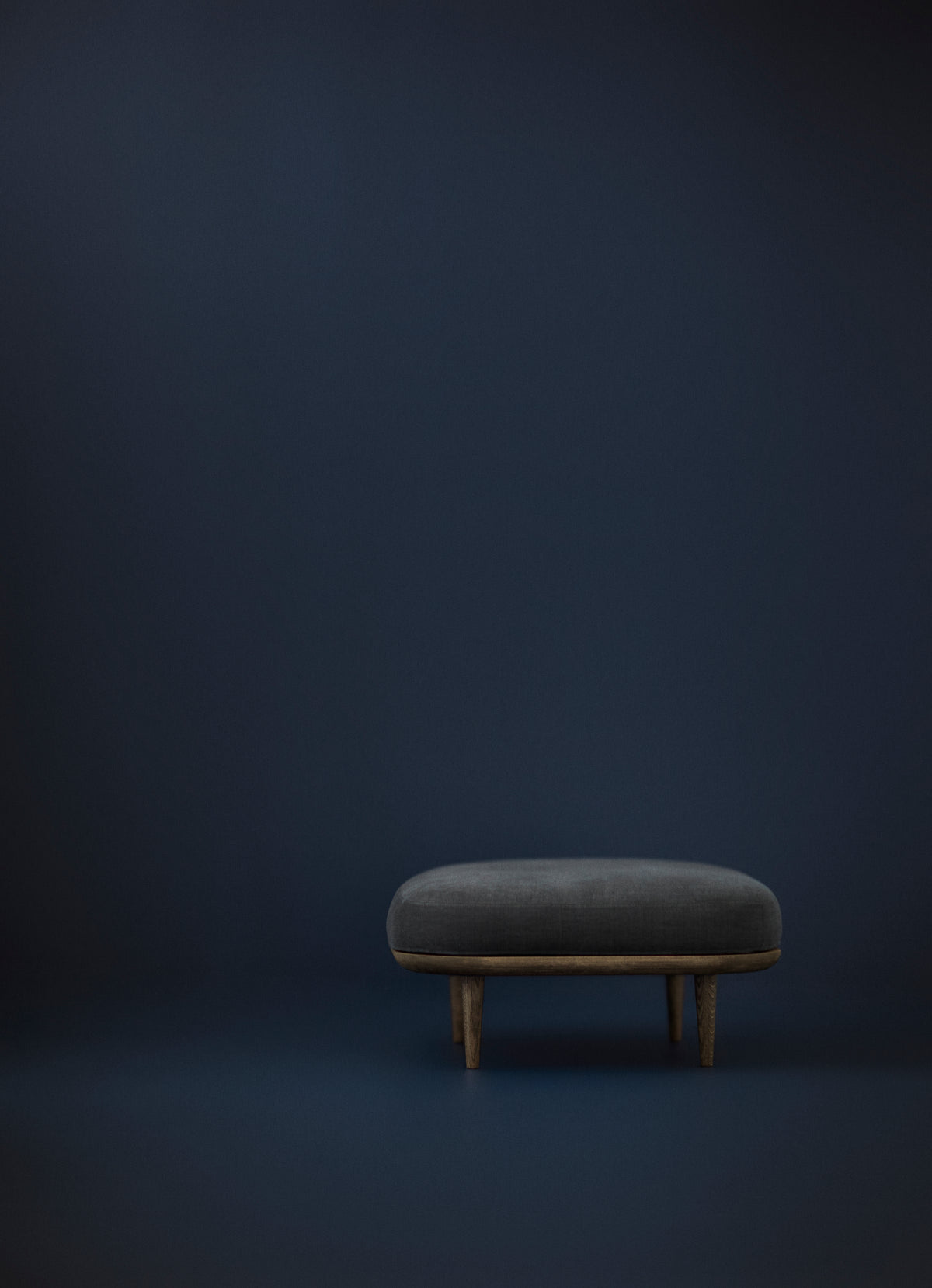Hocker FLY SC9 gestoffeerd met een eiken basis