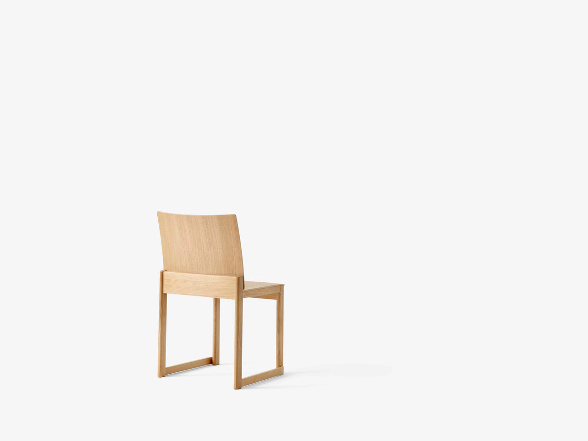 Stoel ALLWOOD AV35 gelakt eiken