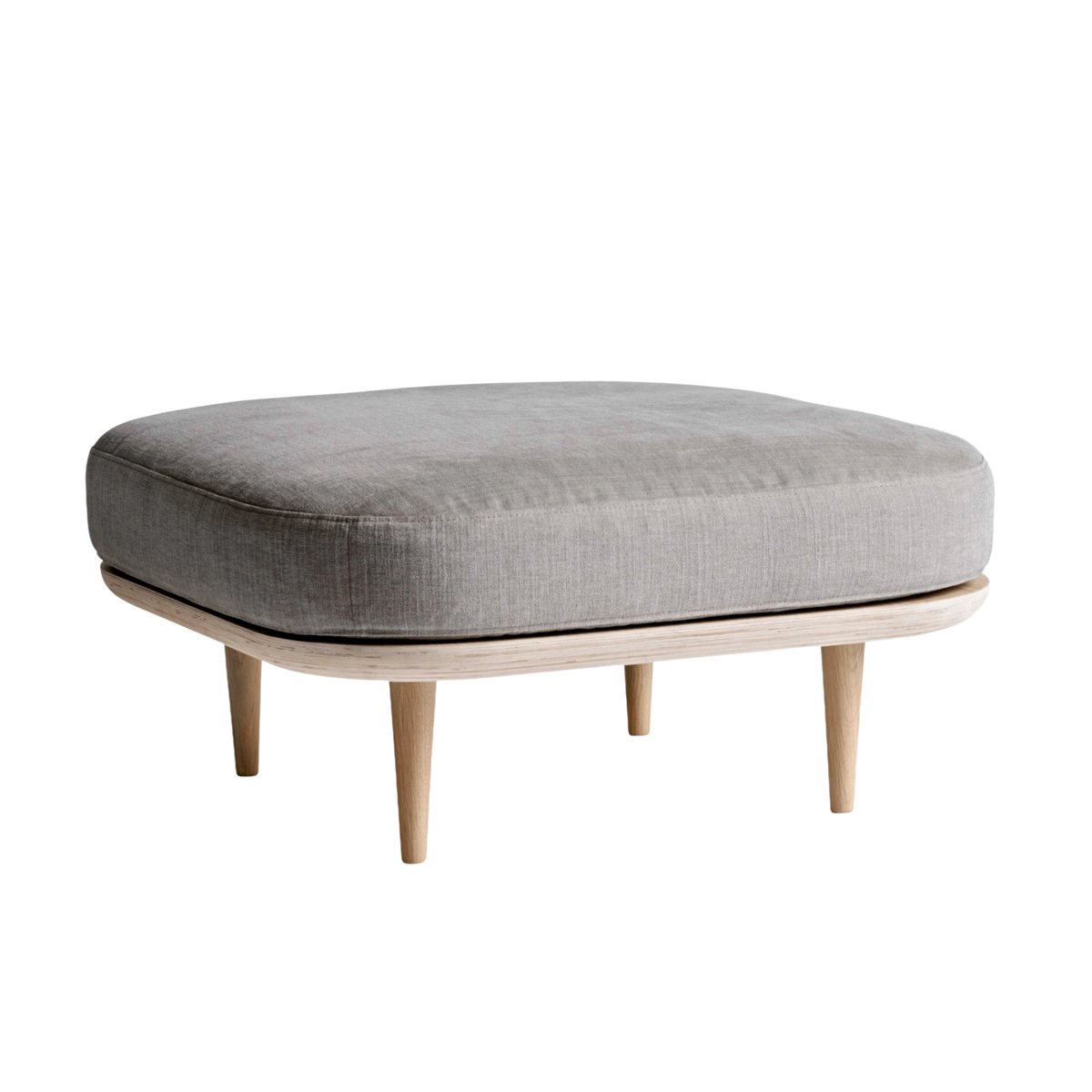 Hocker FLY SC9 gestoffeerd met een eiken basis