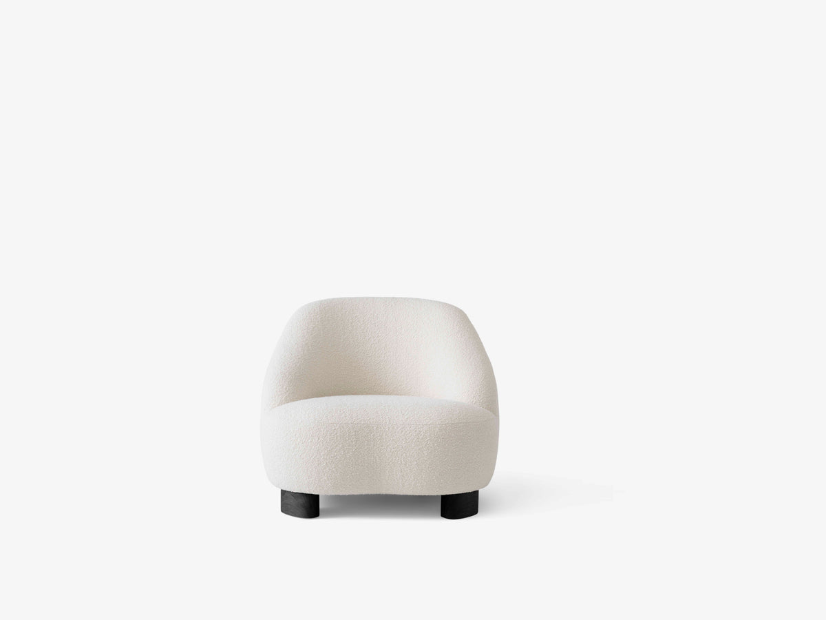 Gestoffeerde MARGAS LC1 fauteuil met notenhouten basis