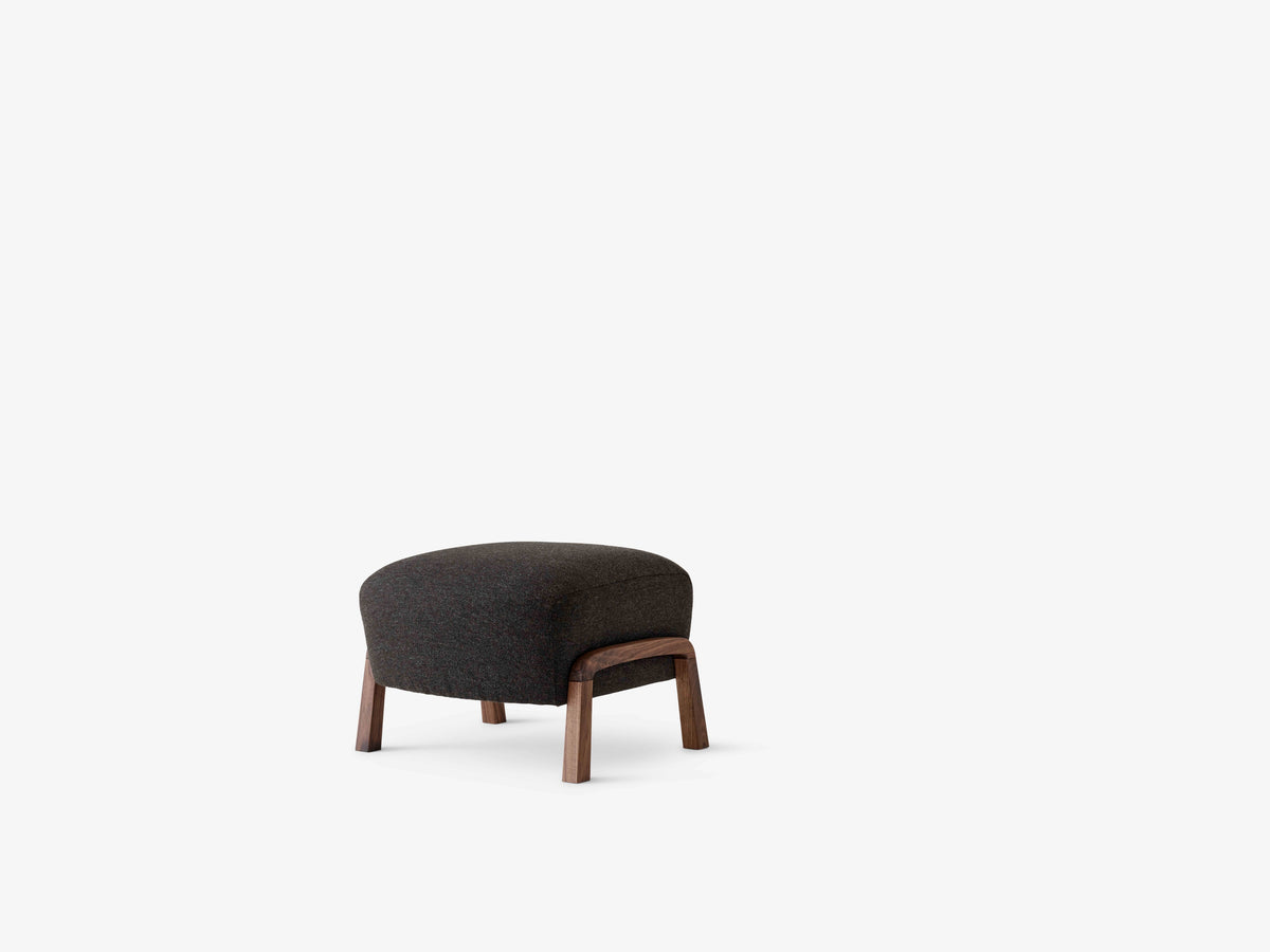 WULFF ATD3 poef met notenhouten basis